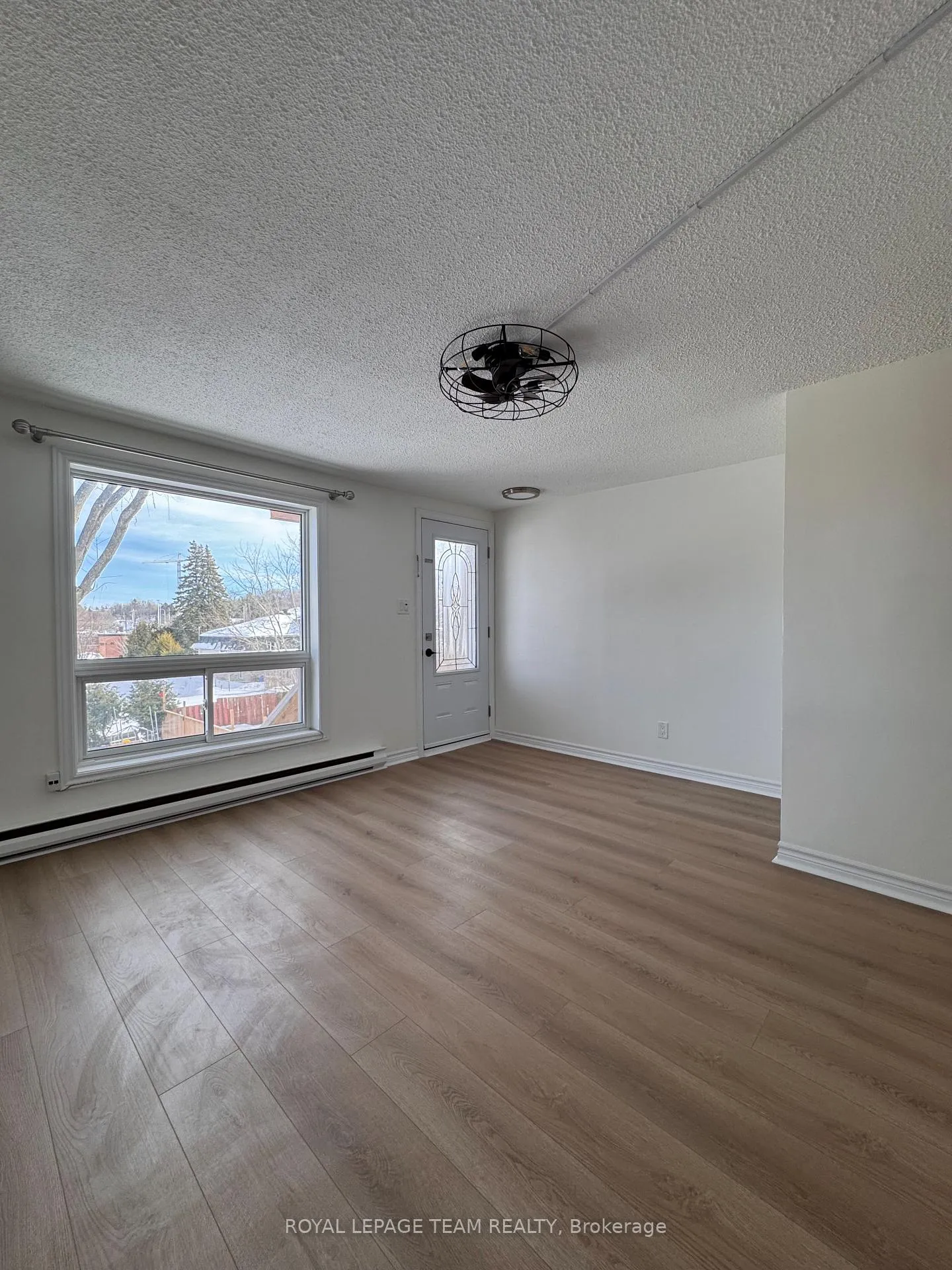 Photo 17 of Unit 2, 1133 Maisonneuve Street, Ottawa, Convent Glen South — HOMEH