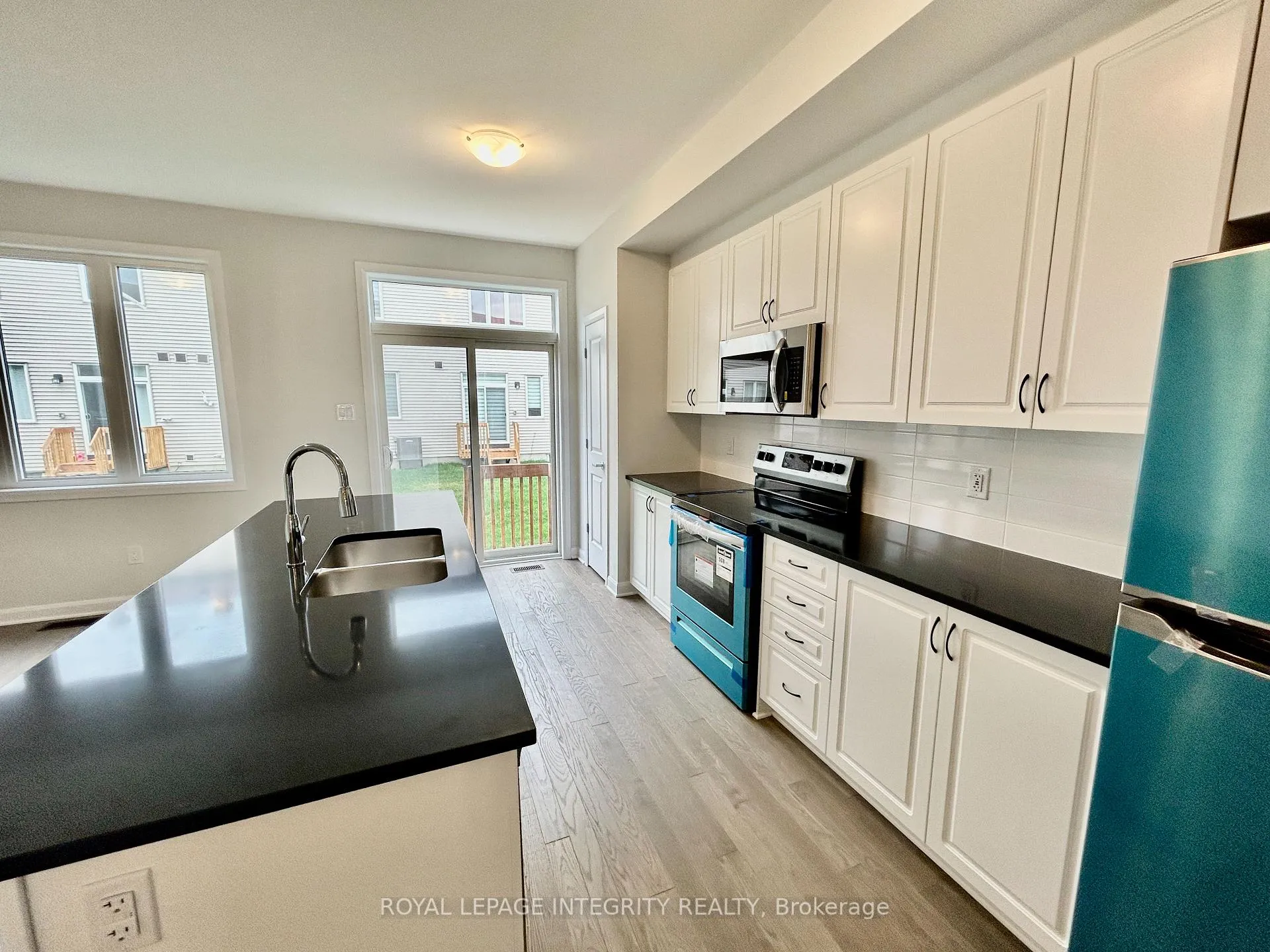 Photo 5 of 193 Shallow Pond Place, Ottawa, Avalon East — HOMEH
