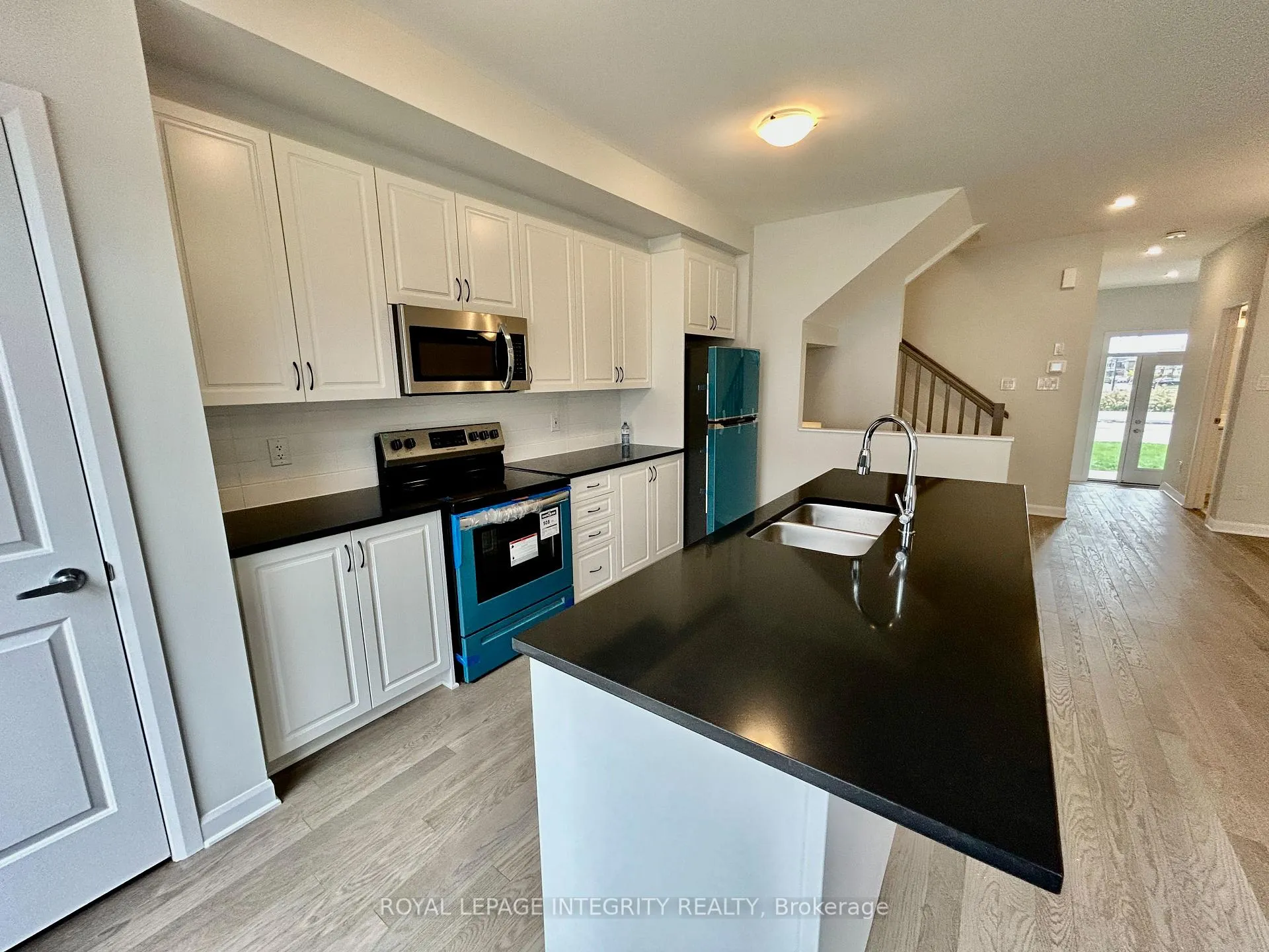 Photo 8 of 193 Shallow Pond Place, Ottawa, Avalon East — HOMEH