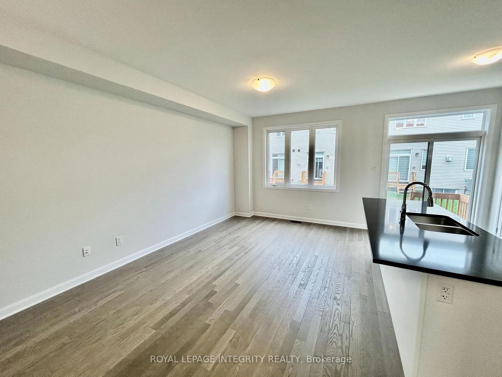 Photo 10 of 193 Shallow Pond Place, Ottawa, Avalon East — HOMEH