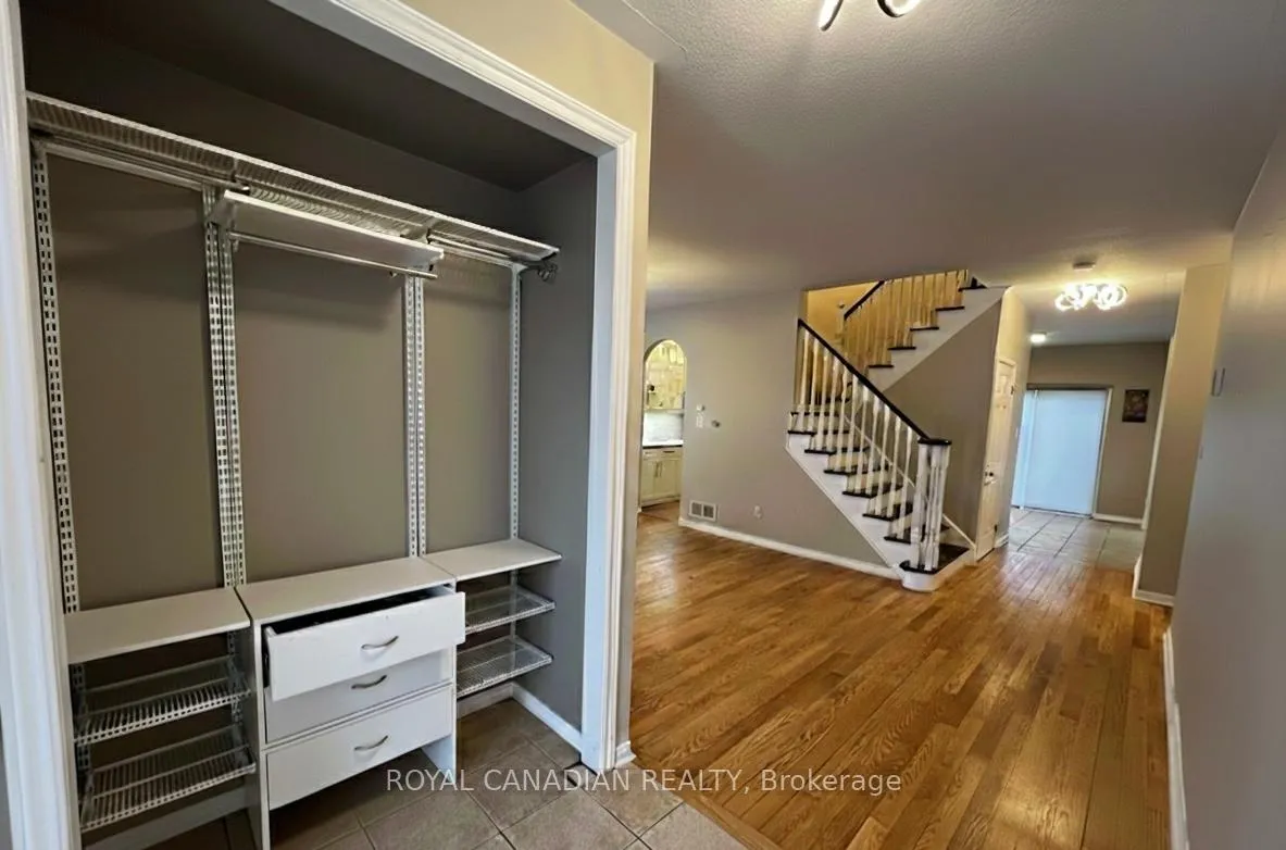 Photo 3 of Unit Upper, 501 Topper Woods Crescent, Kitchener, Doon South — HOMEH