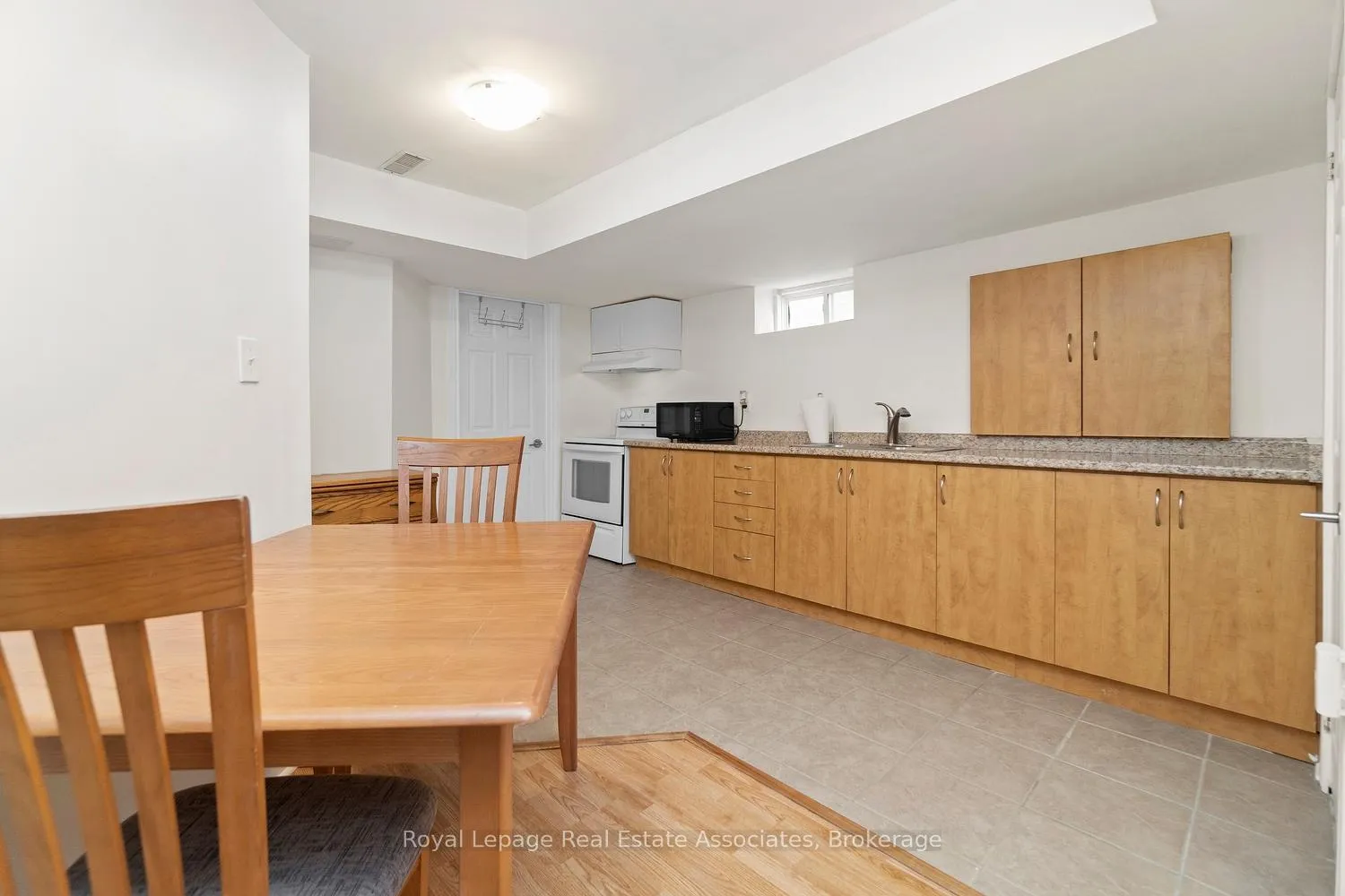 Photo 9 of Unit Bsmt, 7170 Para Place, Mississauga, Meadowvale Village — HOMEH