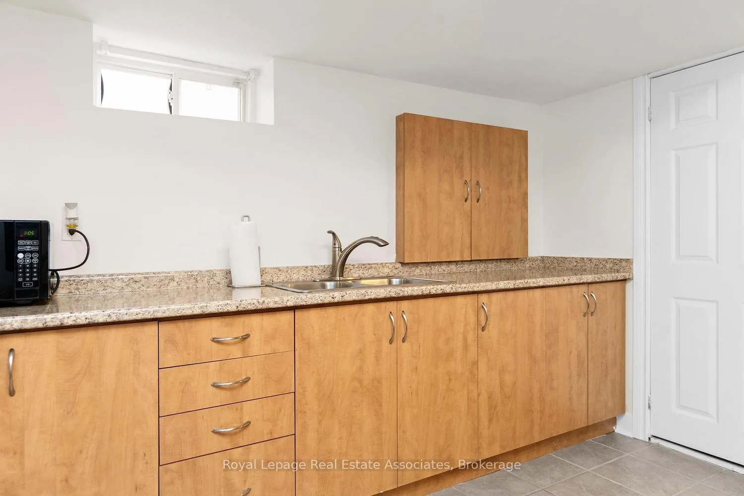 Photo 11 of Unit Bsmt, 7170 Para Place, Mississauga, Meadowvale Village — HOMEH