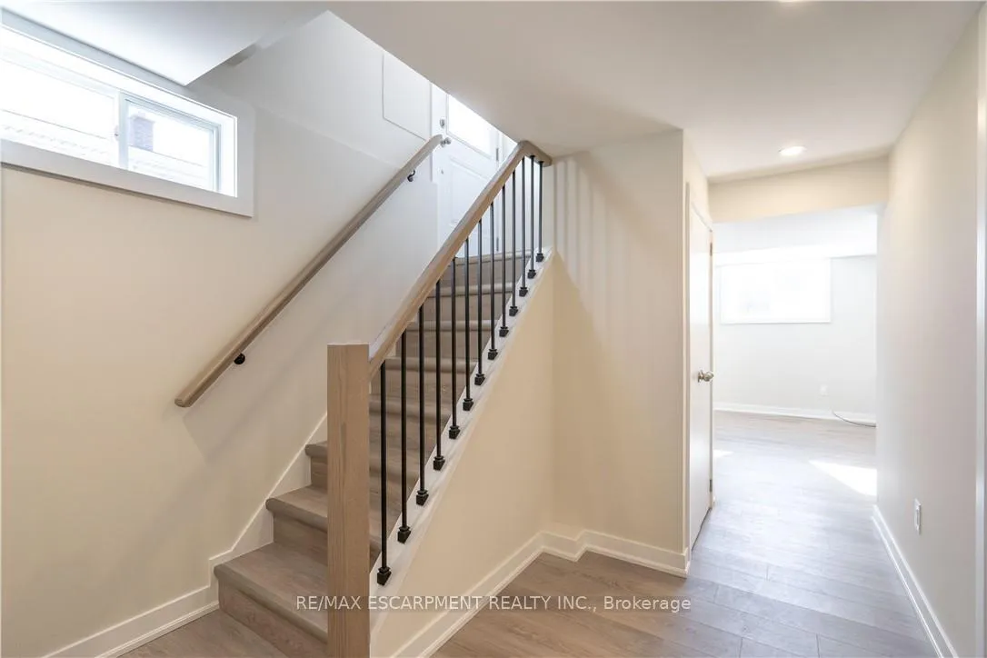 Photo 13 of Unit 2, 749 Upper Ottawa Street, Hamilton, Huntington — HOMEH