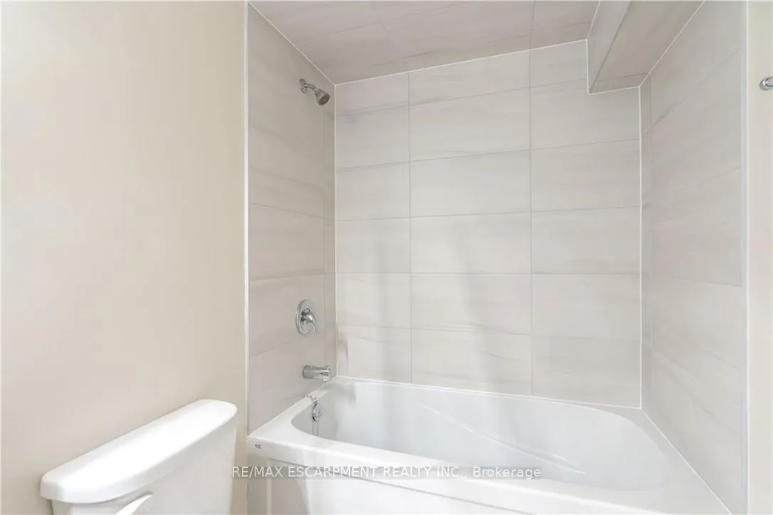Photo 15 of Unit 2, 749 Upper Ottawa Street, Hamilton, Huntington — HOMEH