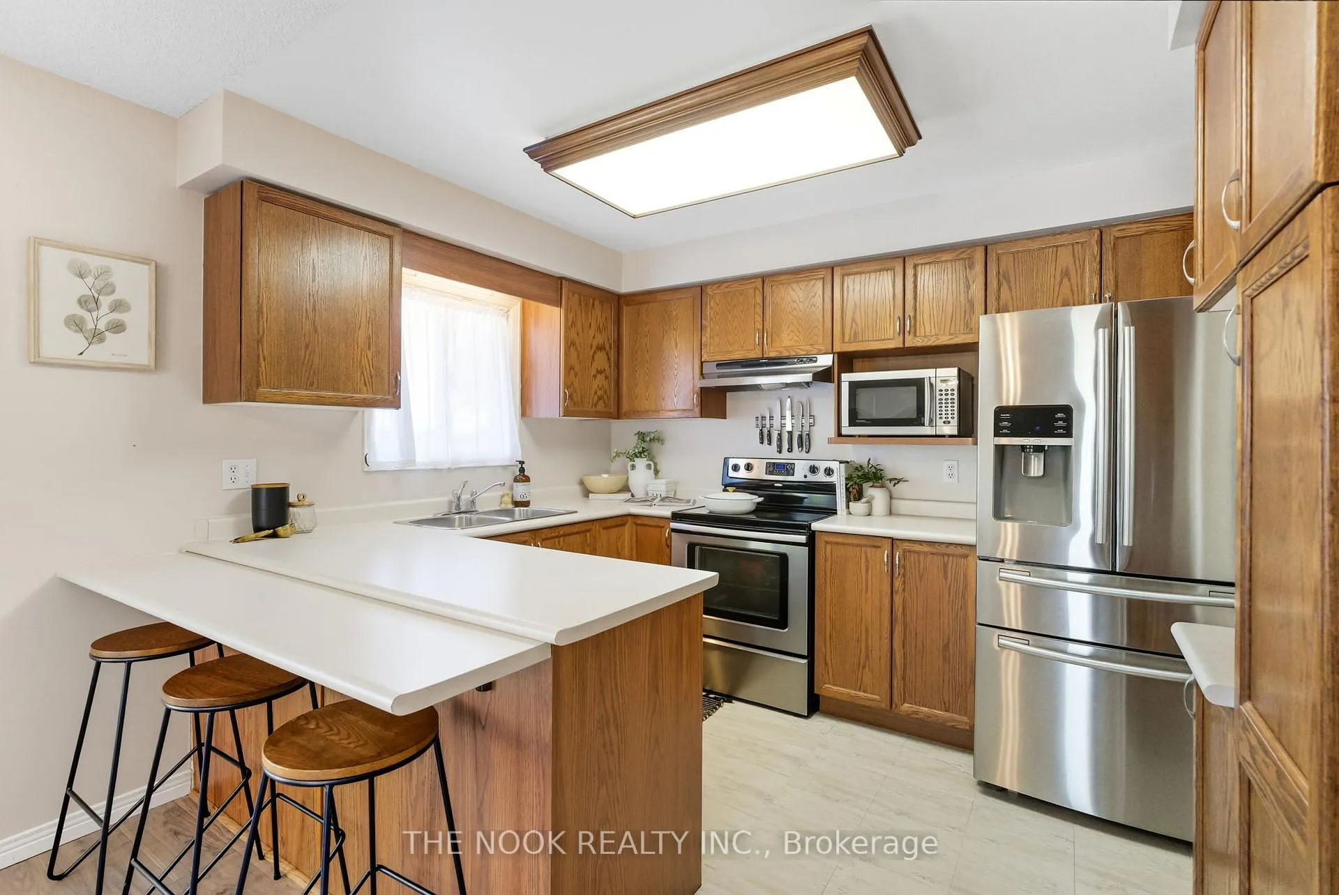 Photo 9 of 58 Stagemaster Crescent, Clarington, Courtice — HOMEH