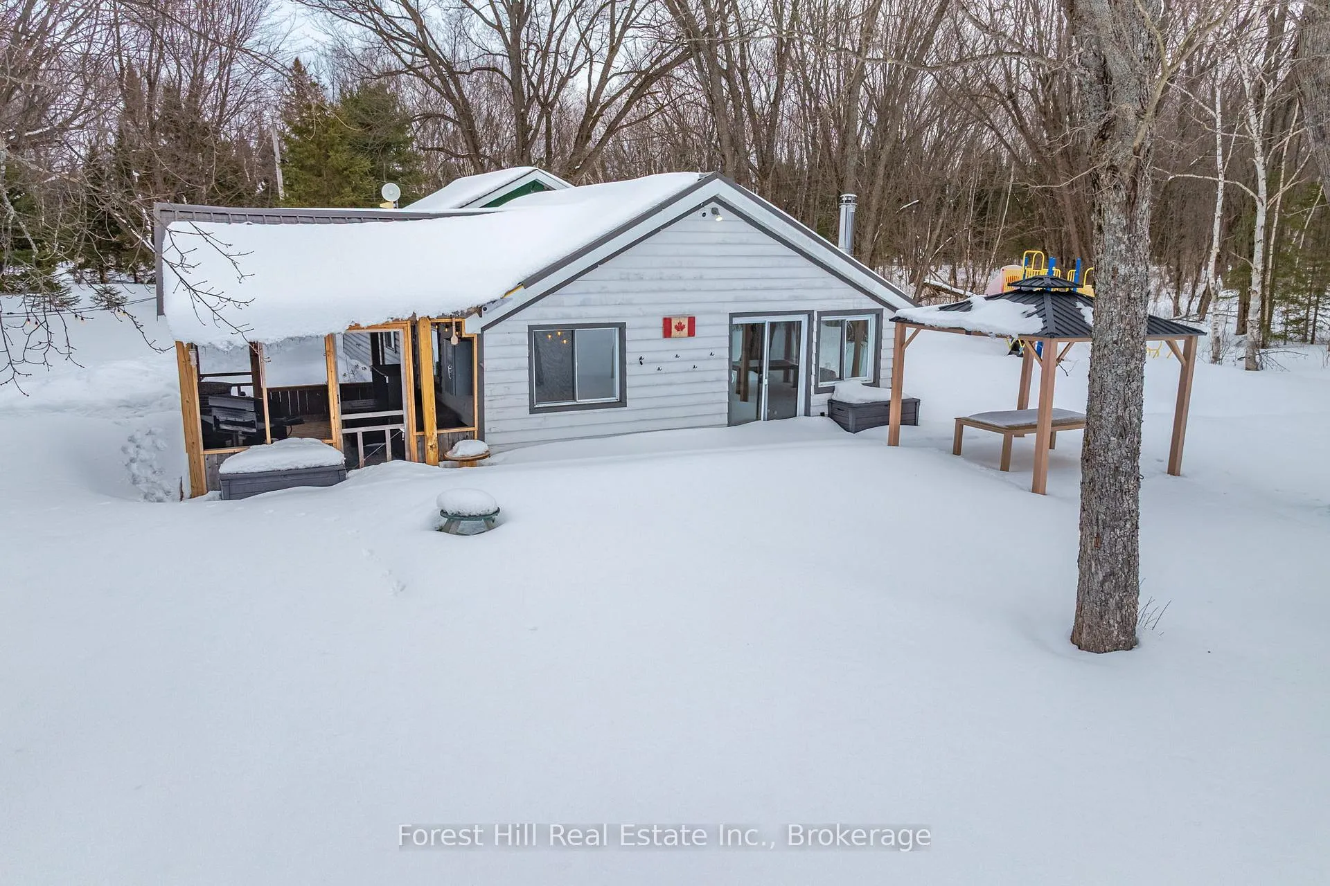 Photo 10 of 390 Kent Road, Burk's Falls — HOMEH