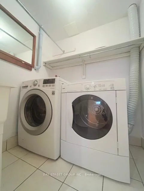 Photo 11 of 16 Silverdale Road N, Markham, Cornell — HOMEH