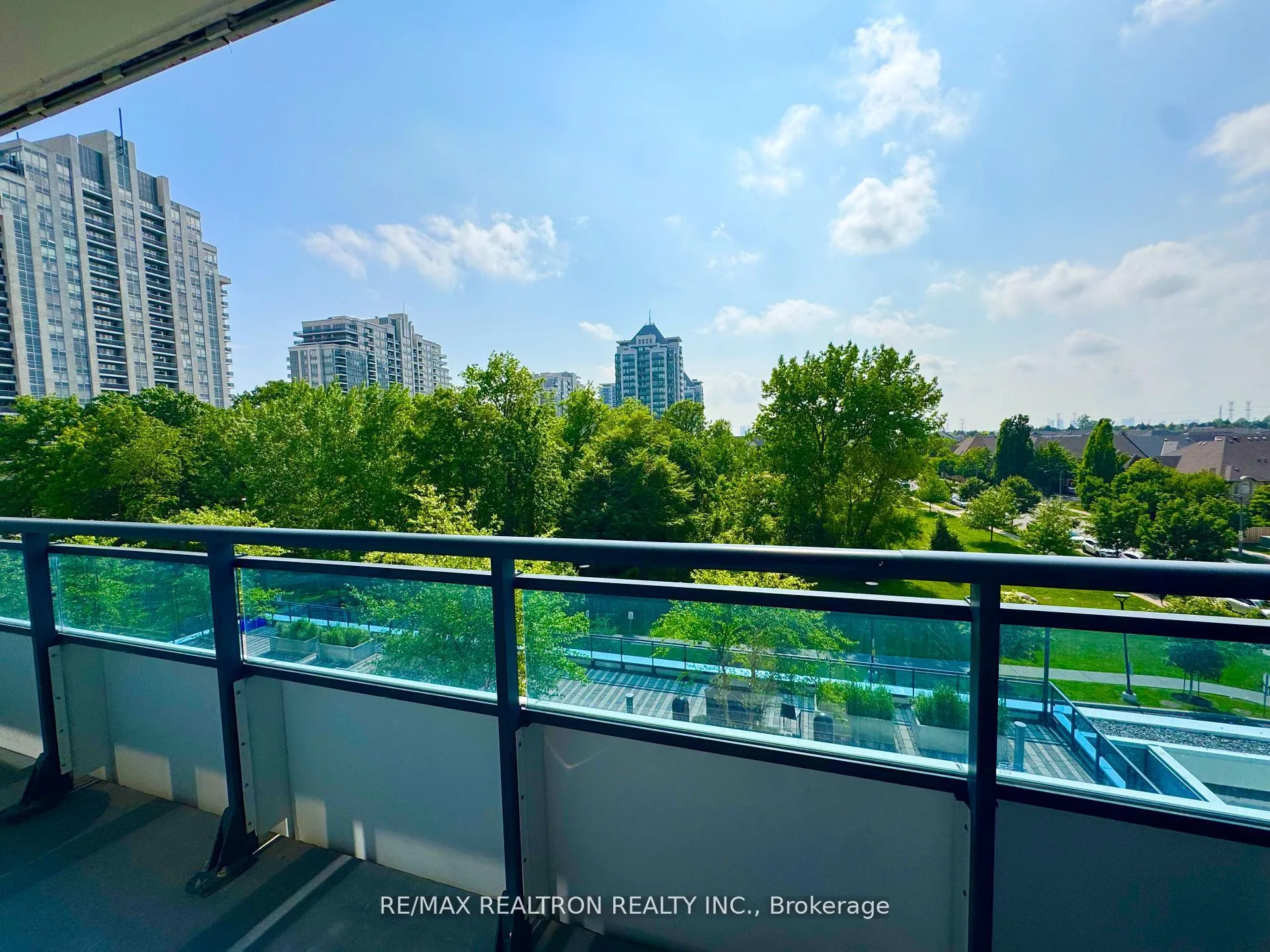 Photo 21 of Unit 425, 7900 Bathurst Street, Vaughan, Beverley Glen — HOMEH