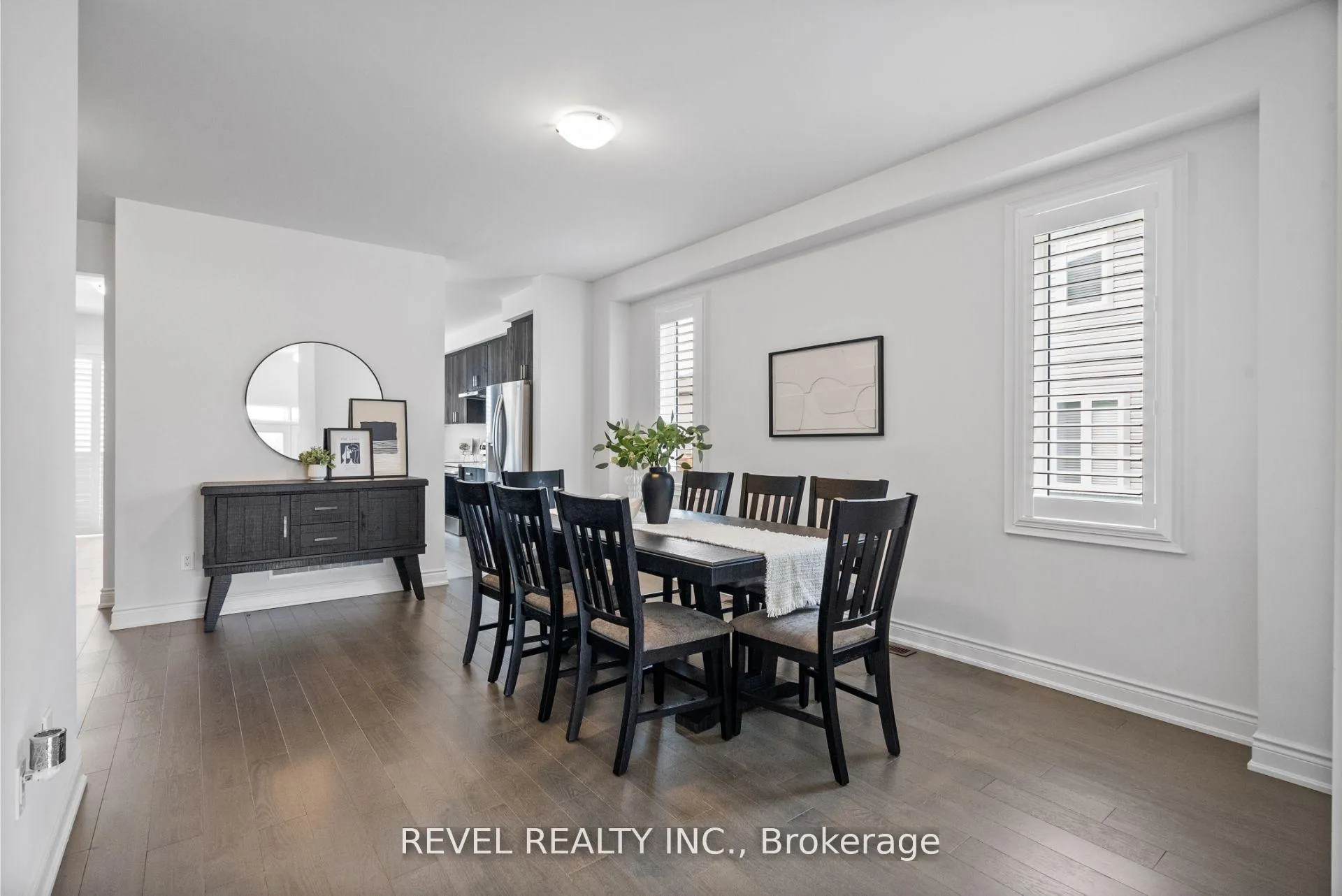 Photo 2 of 12 Emerald Street, Wasaga Beach — HOMEH