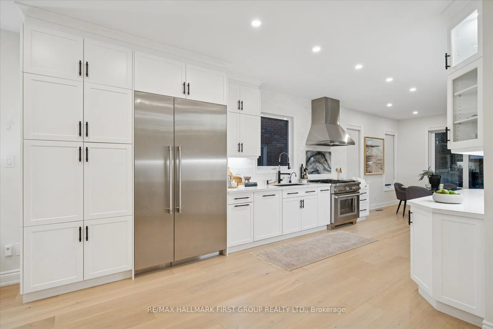 Photo 6 of 462 Oakwood Drive, Pickering, Rosebank — HOMEH