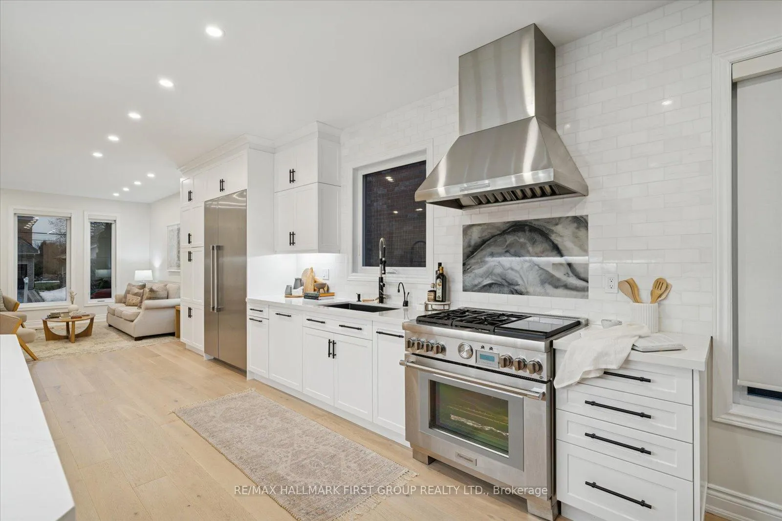 Photo 7 of 462 Oakwood Drive, Pickering, Rosebank — HOMEH