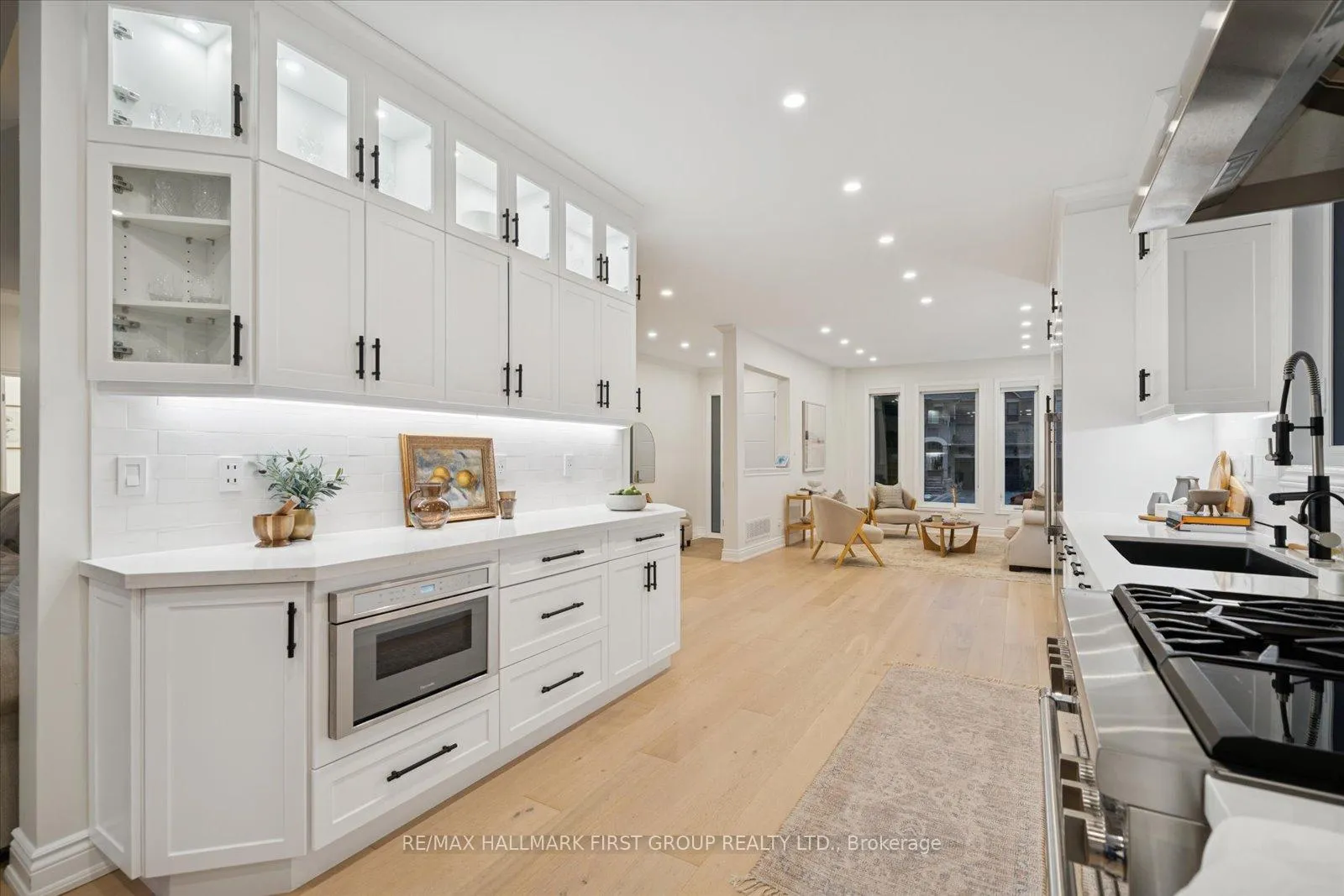 Photo 8 of 462 Oakwood Drive, Pickering, Rosebank — HOMEH