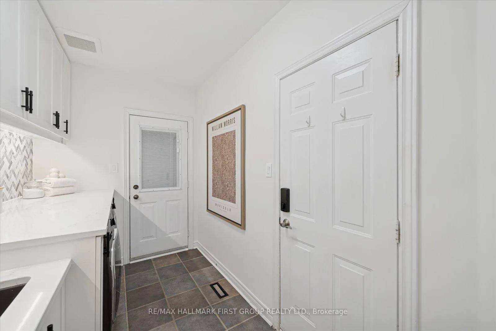 Photo 19 of 462 Oakwood Drive, Pickering, Rosebank — HOMEH