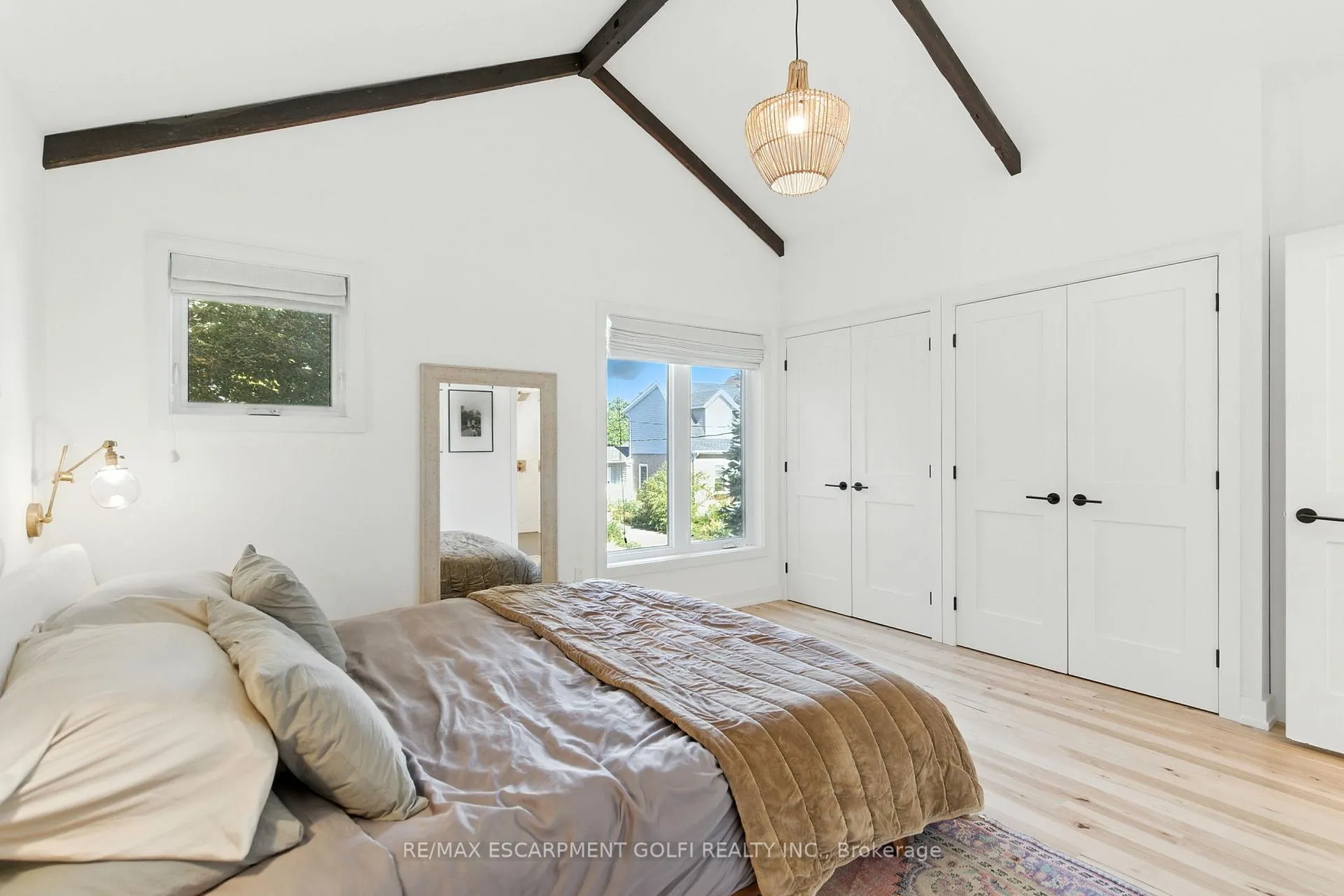 Photo 28 of 369 Charlton Avenue W, Hamilton, Kirkendall — HOMEH