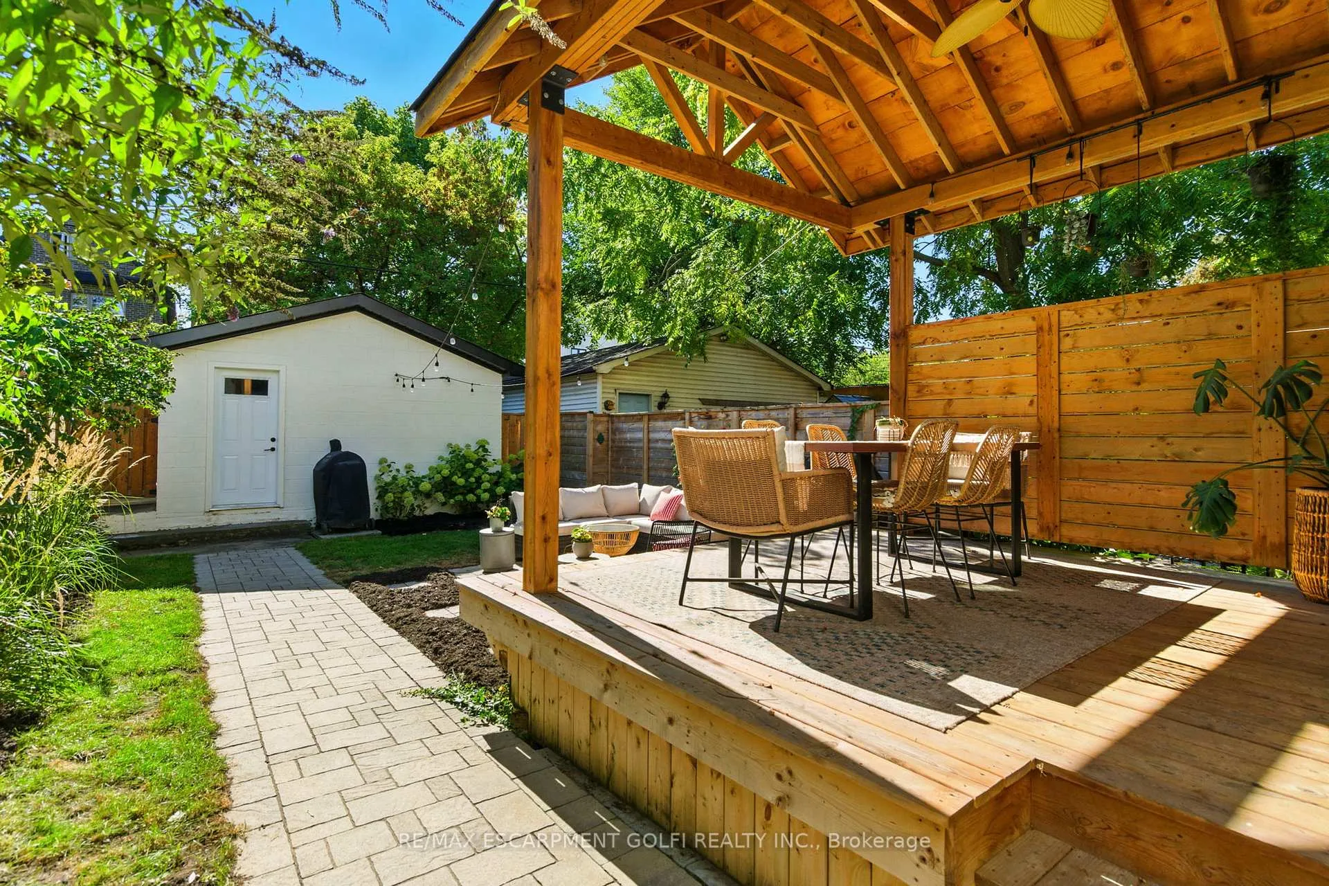 Photo 44 of 369 Charlton Avenue W, Hamilton, Kirkendall — HOMEH
