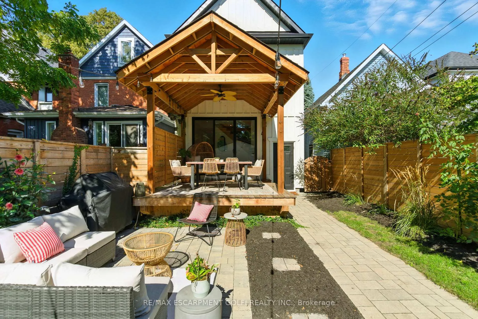 Photo 46 of 369 Charlton Avenue W, Hamilton, Kirkendall — HOMEH