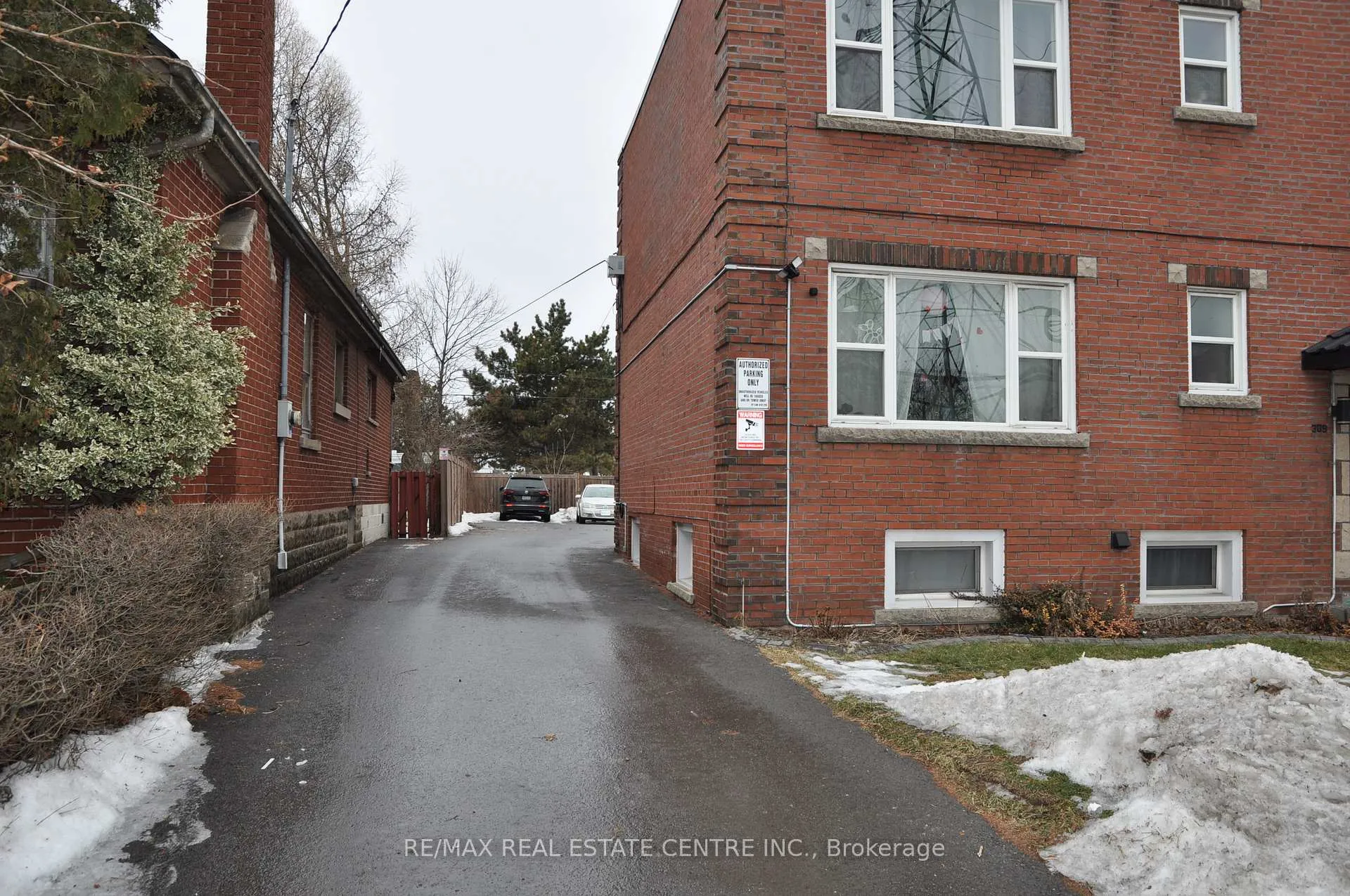 Photo 2 of 309 Strathearne Avenue, Hamilton, Homeside — HOMEH