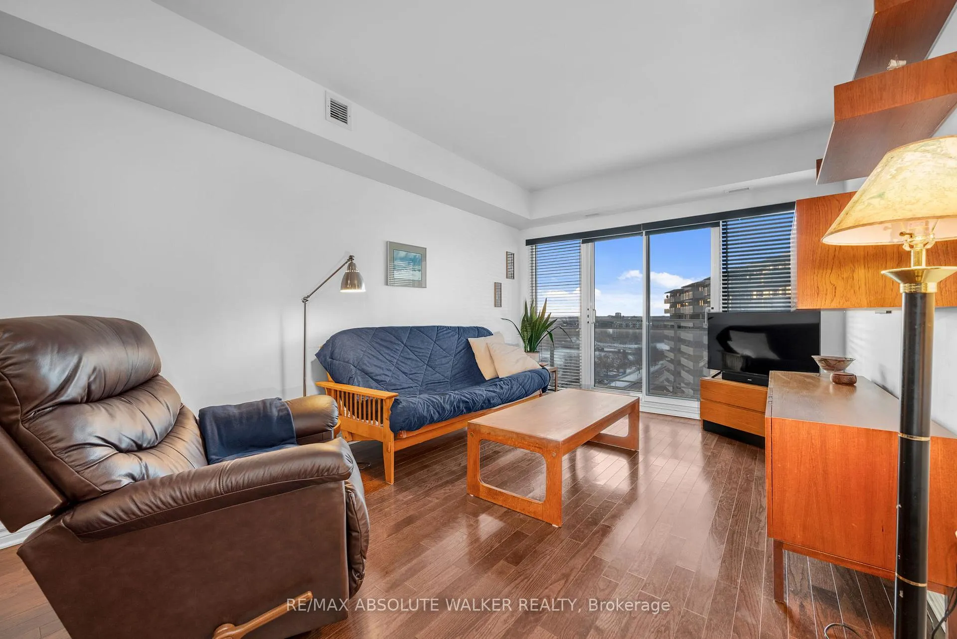 Photo 7 of Unit 1408, 70 Landry Street, Ottawa, Vanier — HOMEH