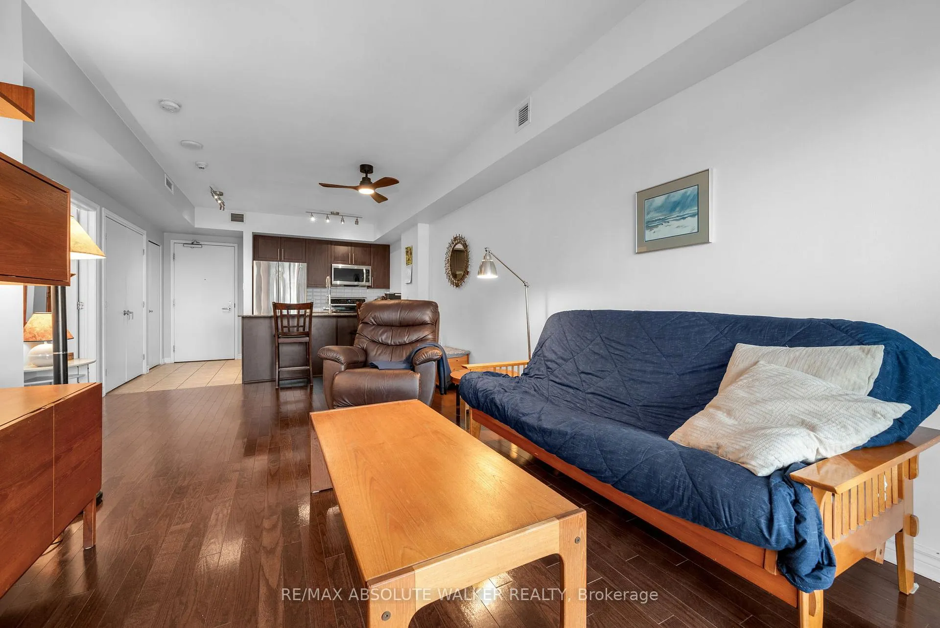 Photo 10 of Unit 1408, 70 Landry Street, Ottawa, Vanier — HOMEH