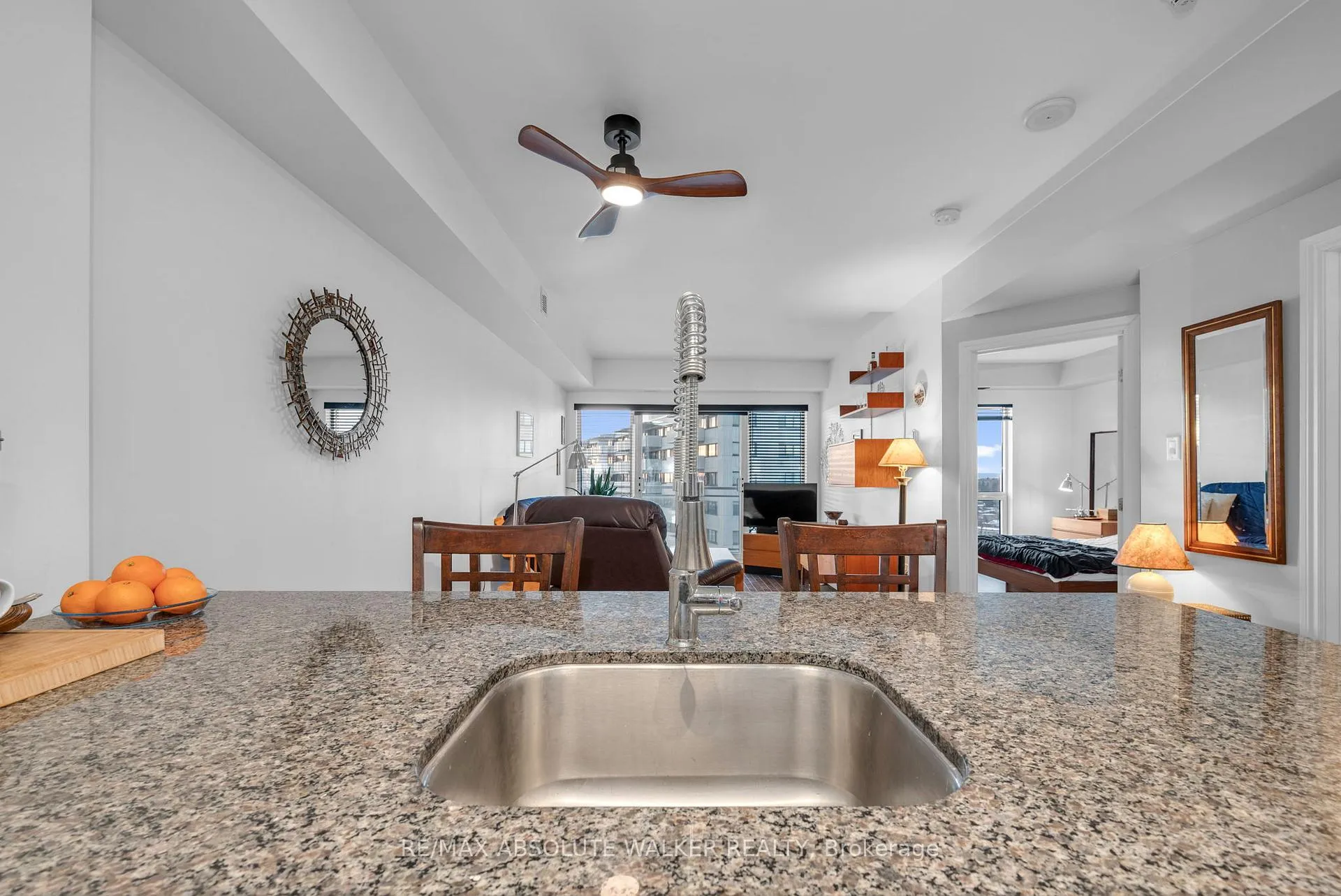 Photo 17 of Unit 1408, 70 Landry Street, Ottawa, Vanier — HOMEH