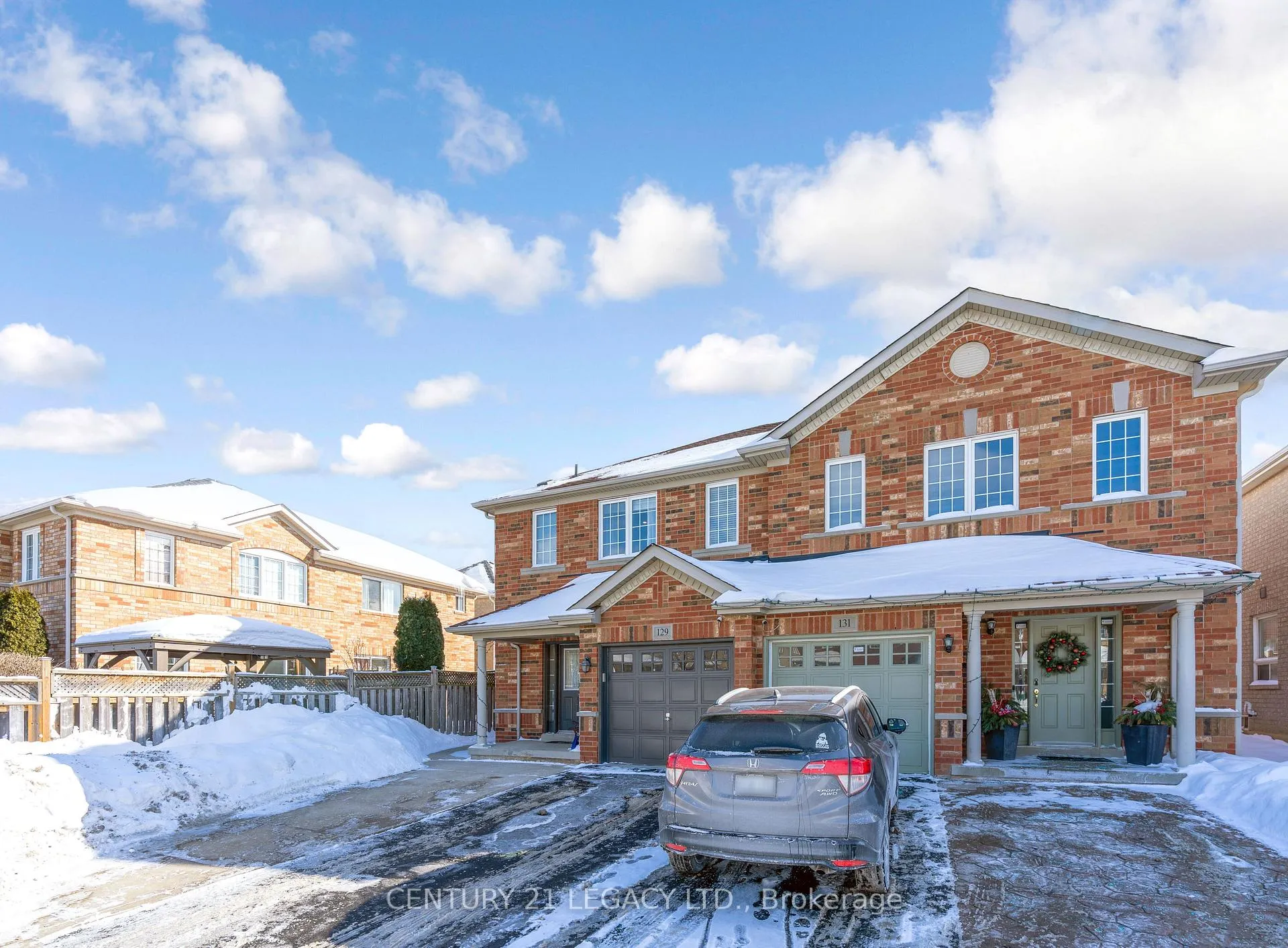 Photo 2 of 129 Sugarhill Drive, Brampton, Fletcher's Meadow — HOMEH