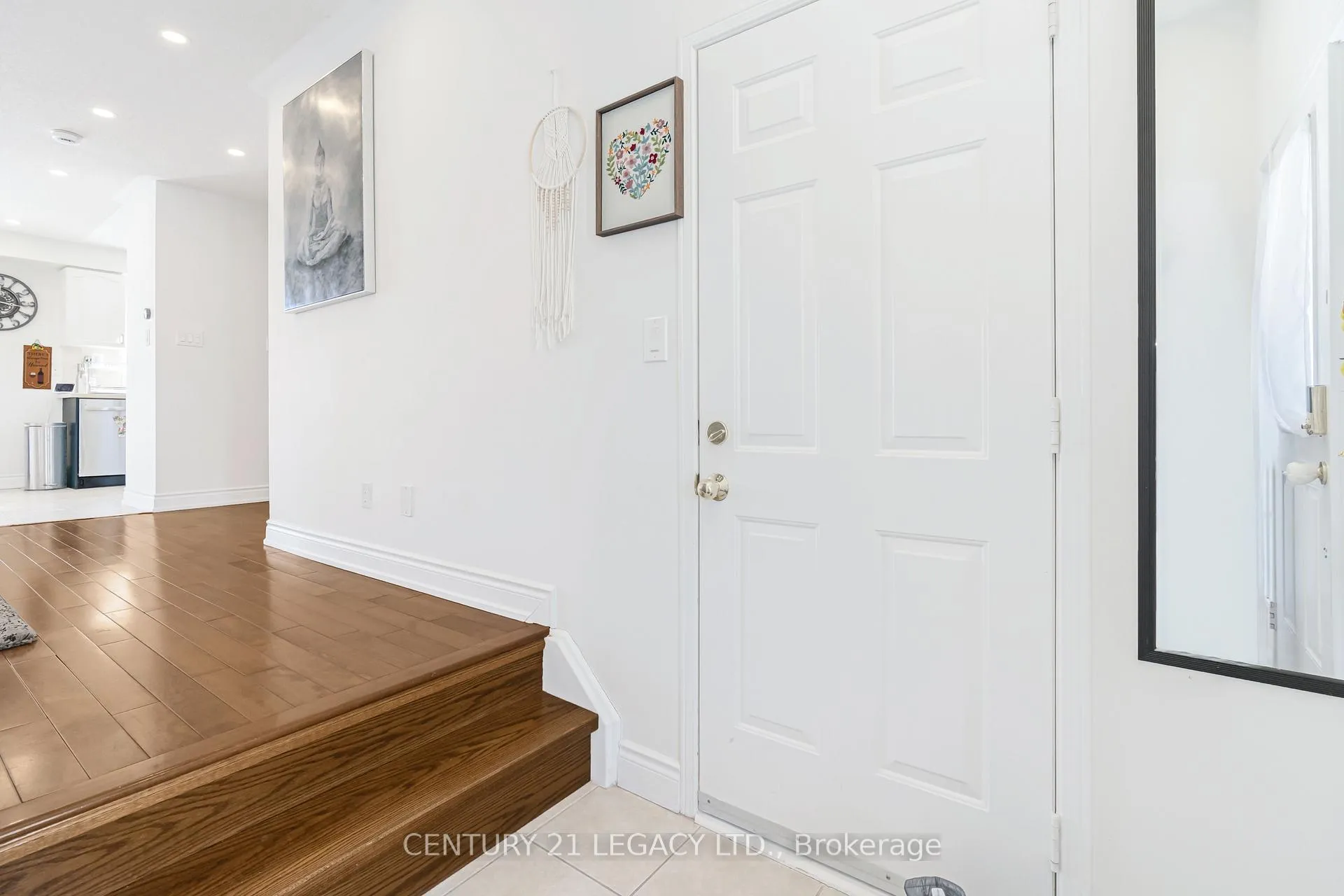 Photo 6 of 129 Sugarhill Drive, Brampton, Fletcher's Meadow — HOMEH