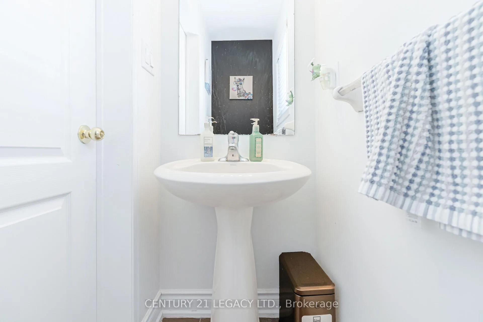 Photo 7 of 129 Sugarhill Drive, Brampton, Fletcher's Meadow — HOMEH