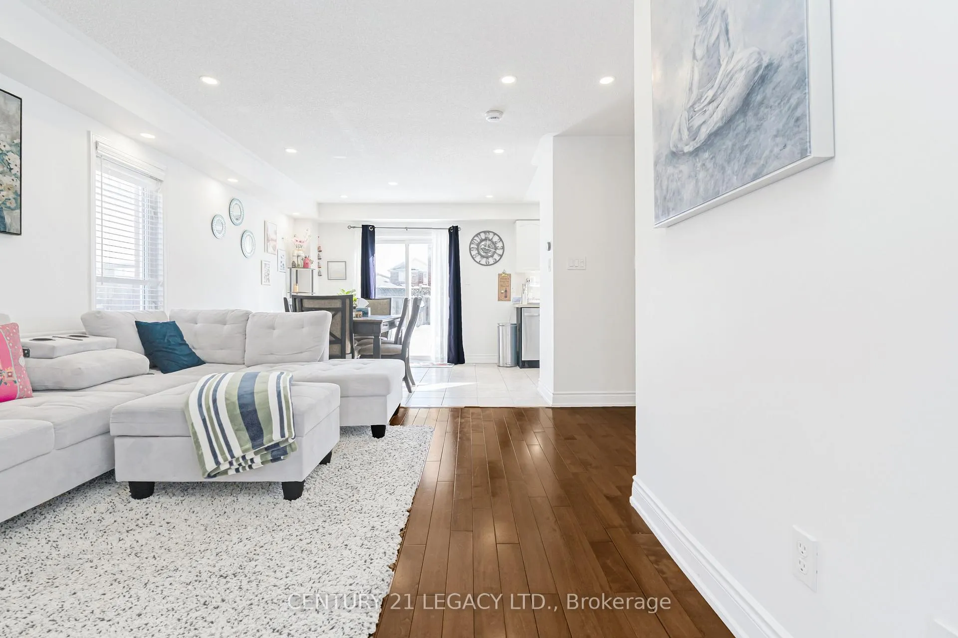 Photo 10 of 129 Sugarhill Drive, Brampton, Fletcher's Meadow — HOMEH