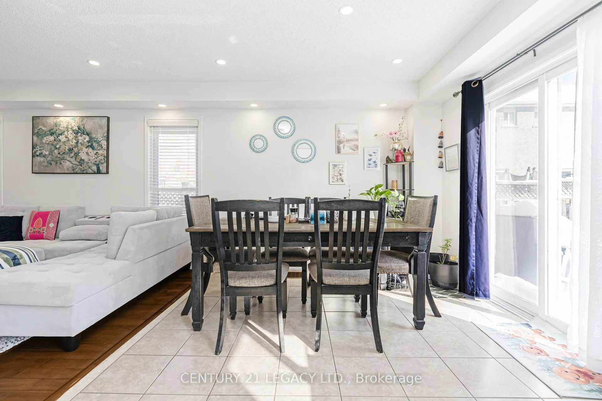 Photo 13 of 129 Sugarhill Drive, Brampton, Fletcher's Meadow — HOMEH