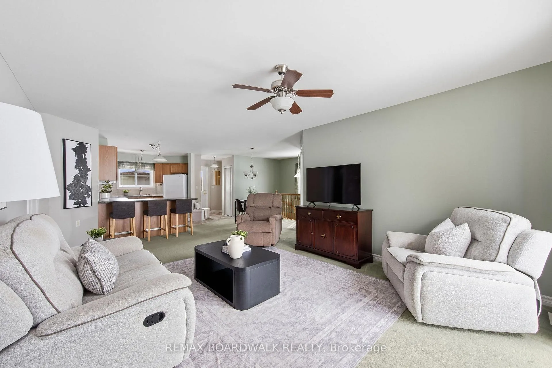 Photo 17 of 307 Chestnut Private, Ottawa, Richmond — HOMEH