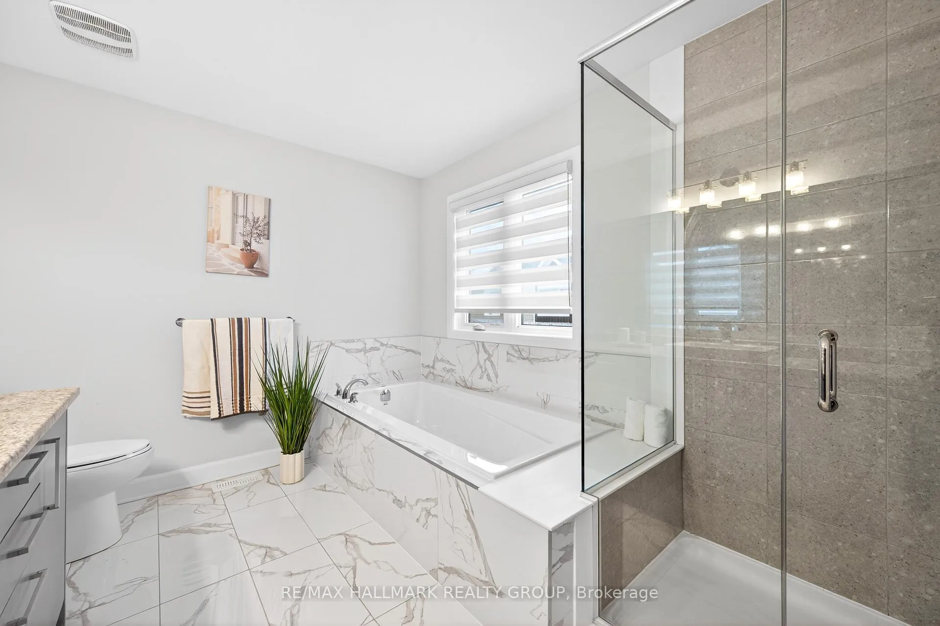 Photo 22 of 232 Aquarium Avenue, Ottawa, Avalon West — HOMEH