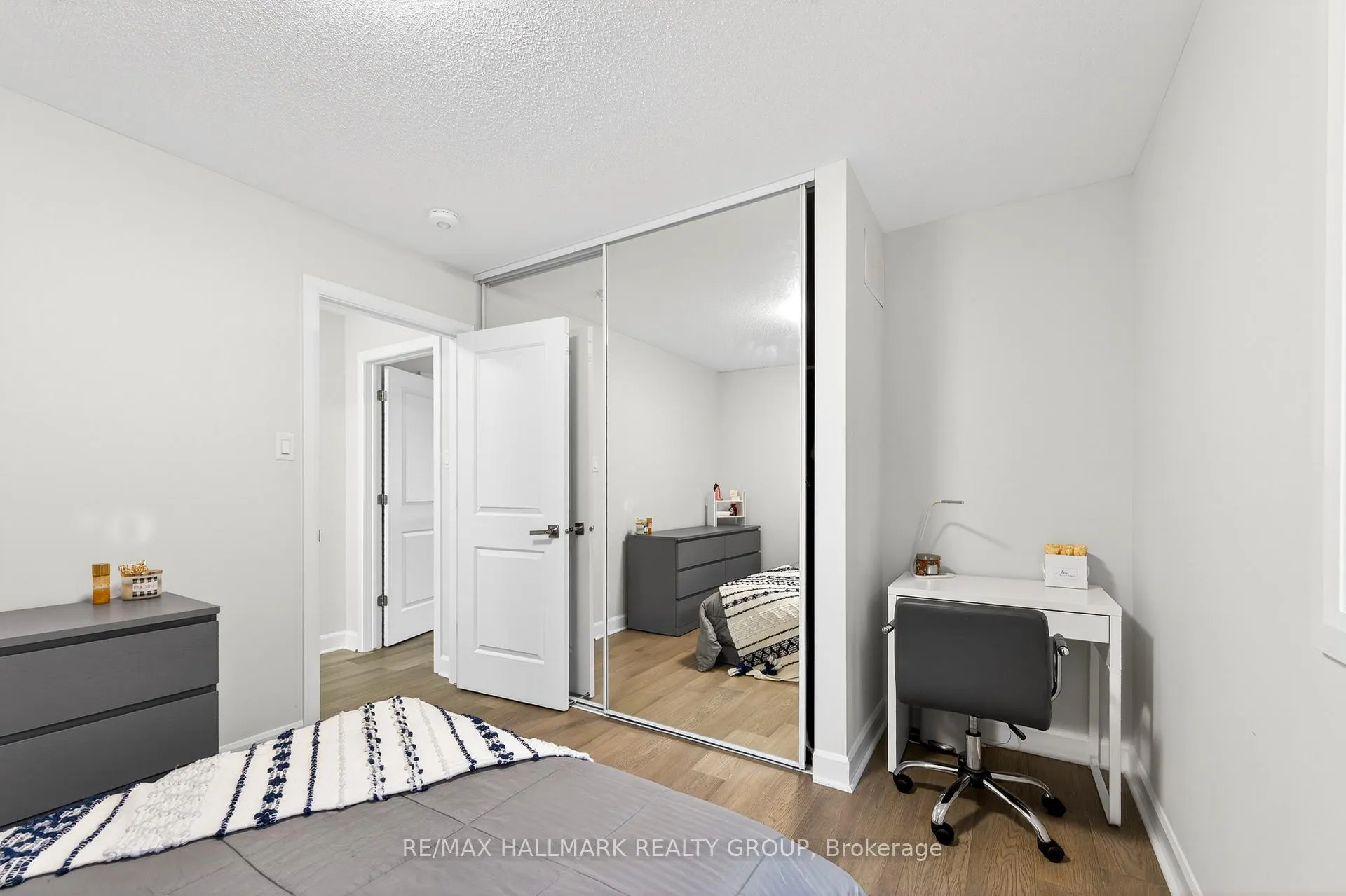 Photo 31 of 232 Aquarium Avenue, Ottawa, Avalon West — HOMEH
