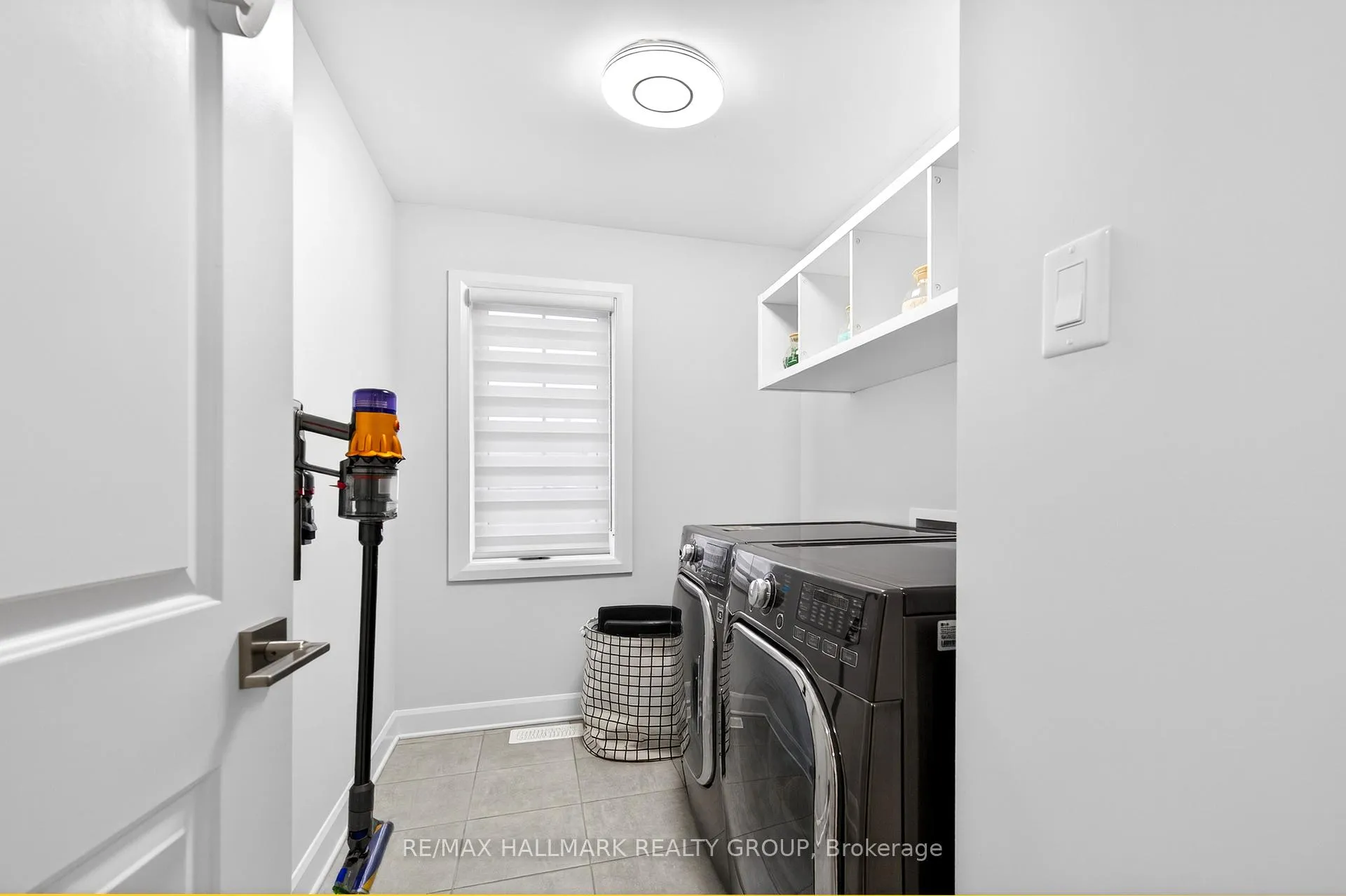 Photo 37 of 232 Aquarium Avenue, Ottawa, Avalon West — HOMEH