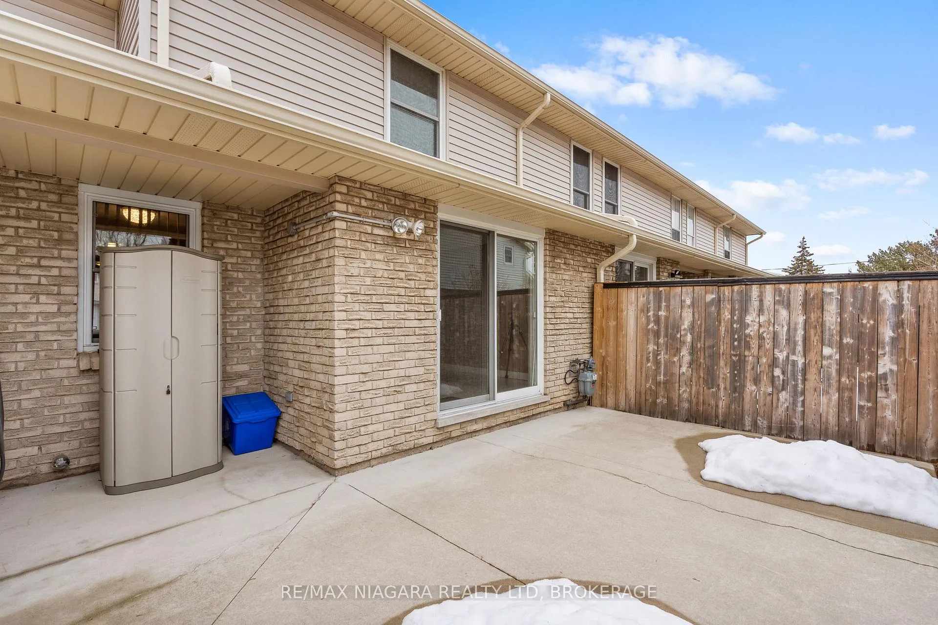 Photo 23 of Unit 4, 242 Lakeport Road, St. Catharines, Lakeport — HOMEH