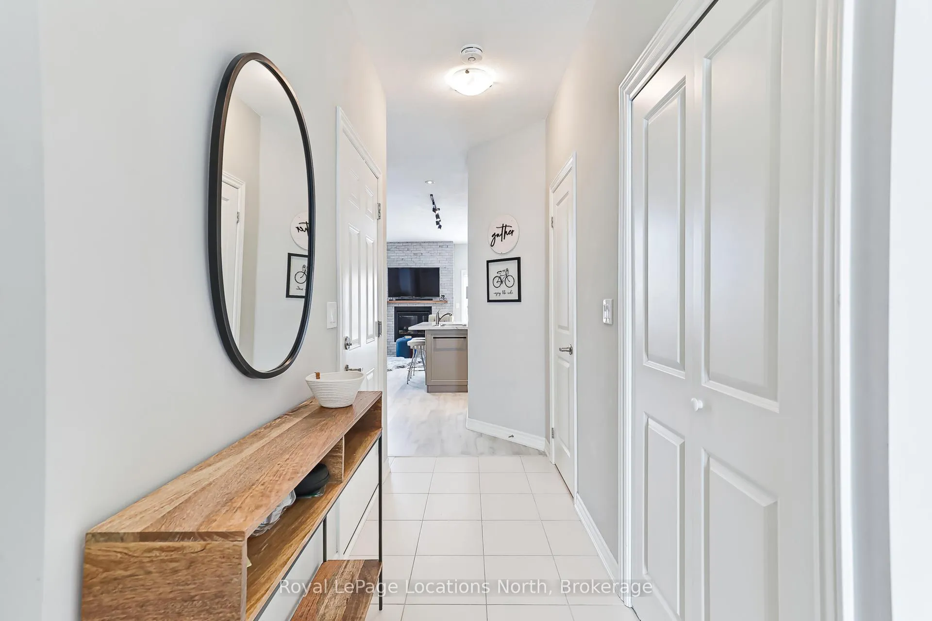 Photo 4 of 29 Gregory Avenue, Collingwood — HOMEH
