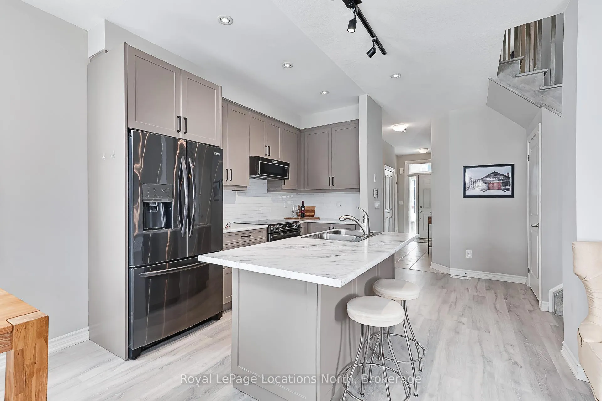 Photo 10 of 29 Gregory Avenue, Collingwood — HOMEH