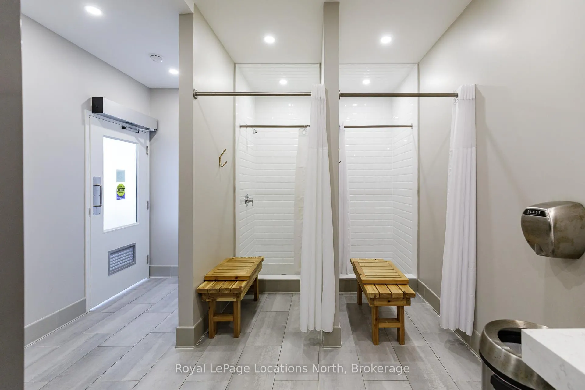 Photo 35 of 29 Gregory Avenue, Collingwood — HOMEH