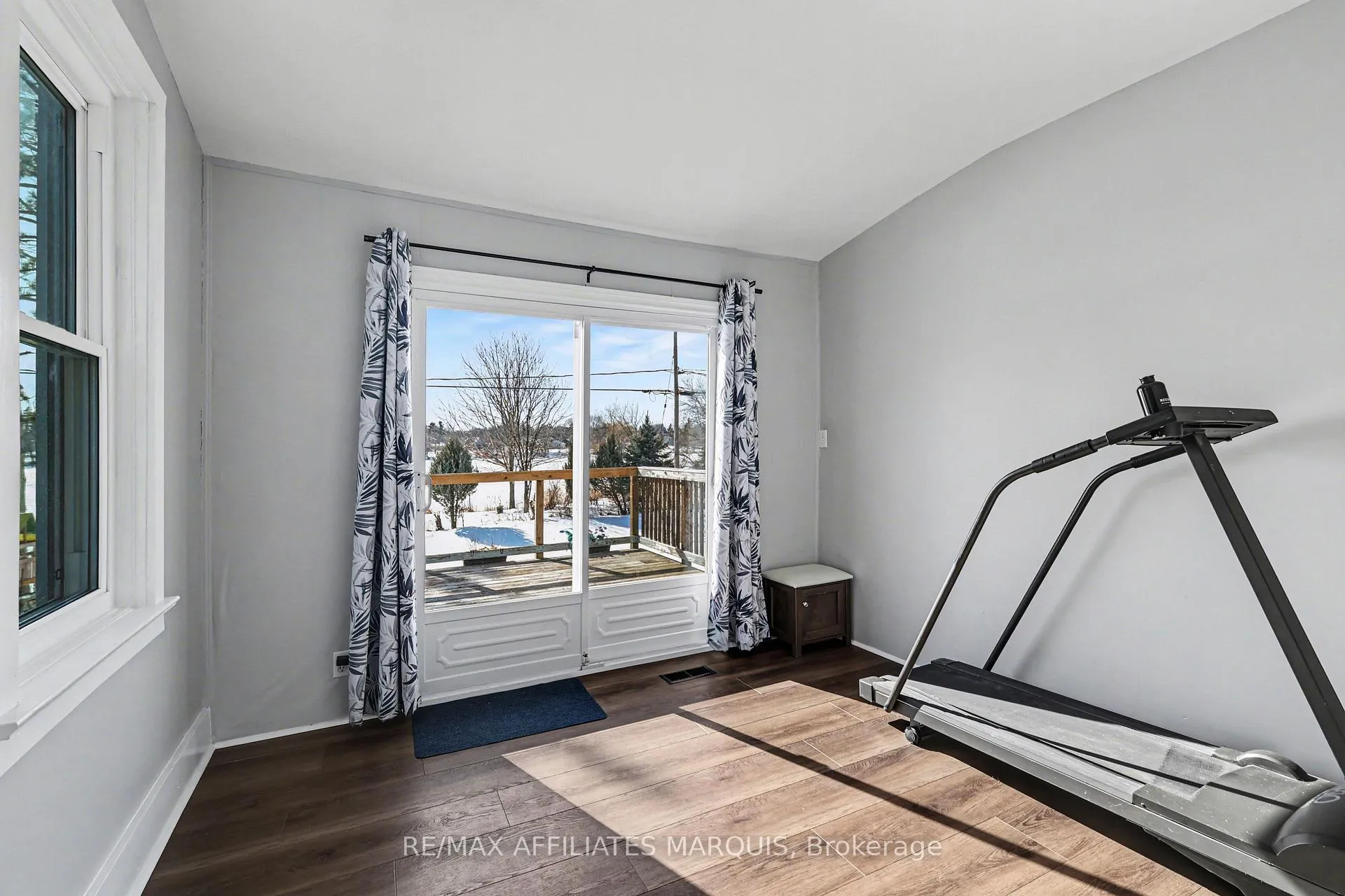 Photo 10 of 18 Queen Street, Smiths Falls — HOMEH
