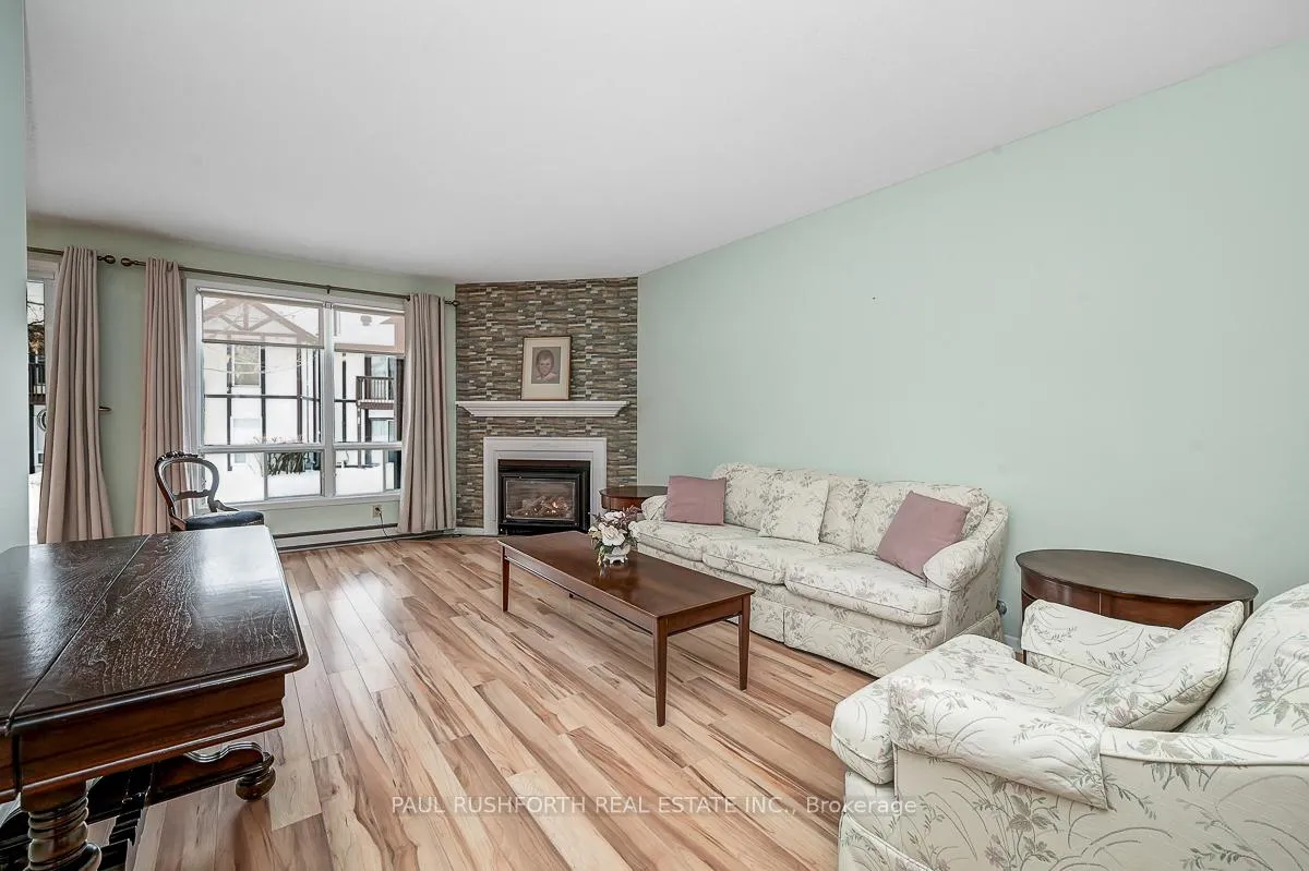 Photo 6 of Unit B, 8 Stonehill Court, Ottawa, Kanata - Bridlewood — HOMEH