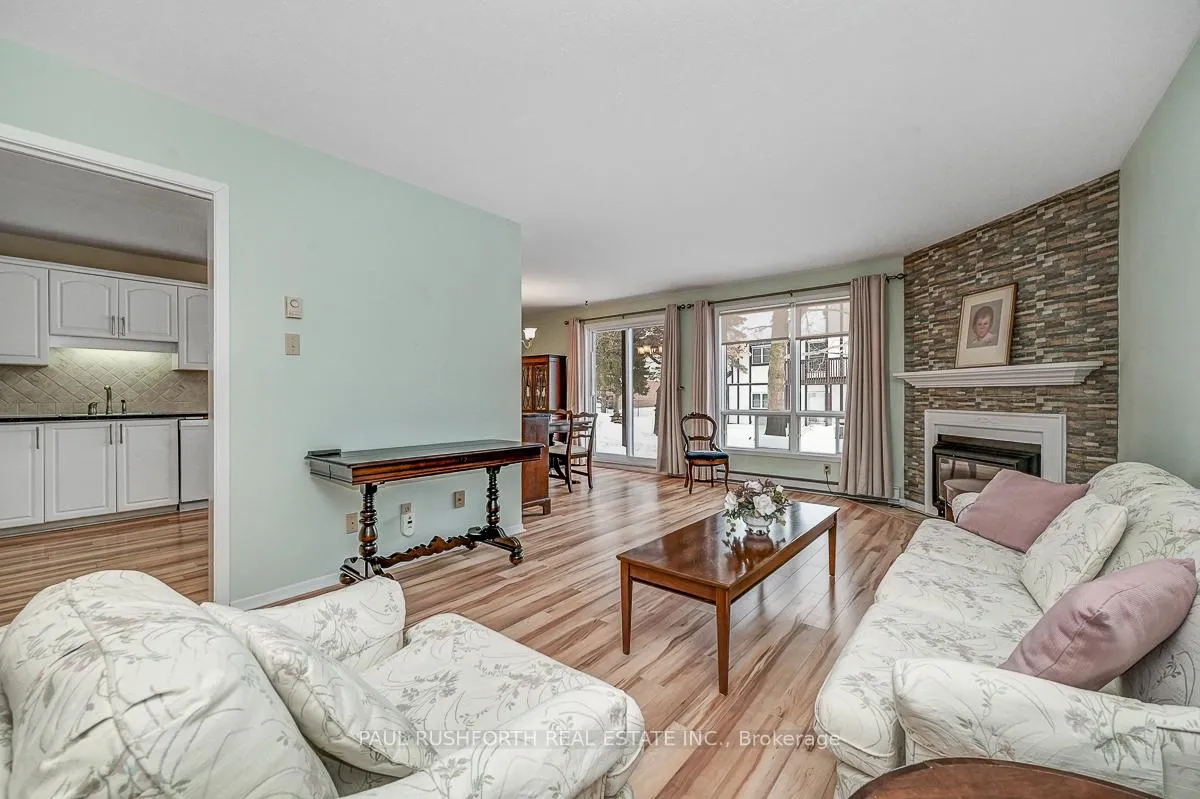 Photo 7 of Unit B, 8 Stonehill Court, Ottawa, Kanata - Bridlewood — HOMEH