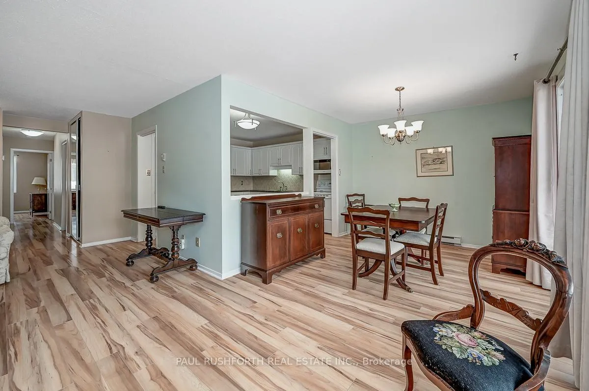 Photo 13 of Unit B, 8 Stonehill Court, Ottawa, Kanata - Bridlewood — HOMEH
