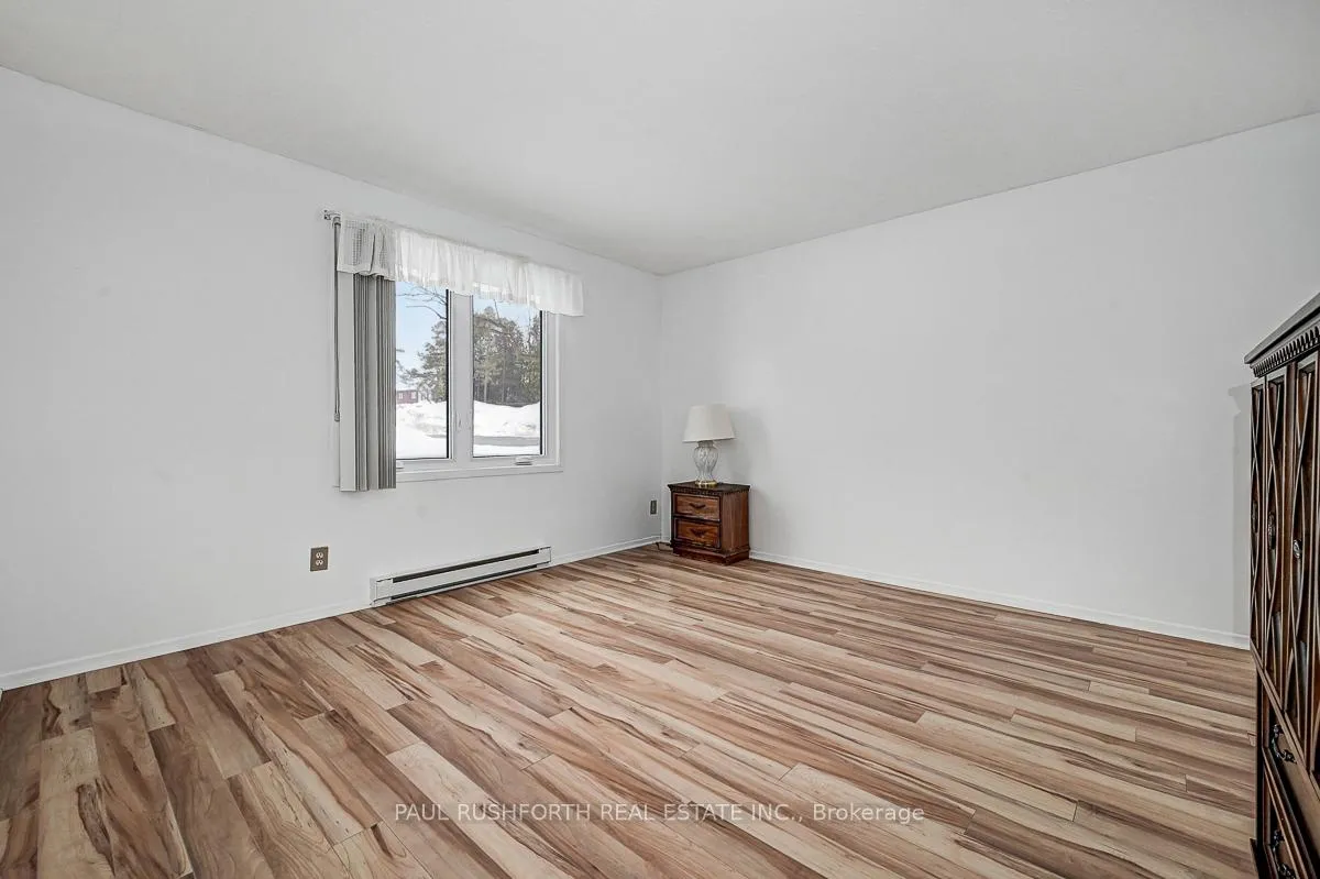 Photo 22 of Unit B, 8 Stonehill Court, Ottawa, Kanata - Bridlewood — HOMEH