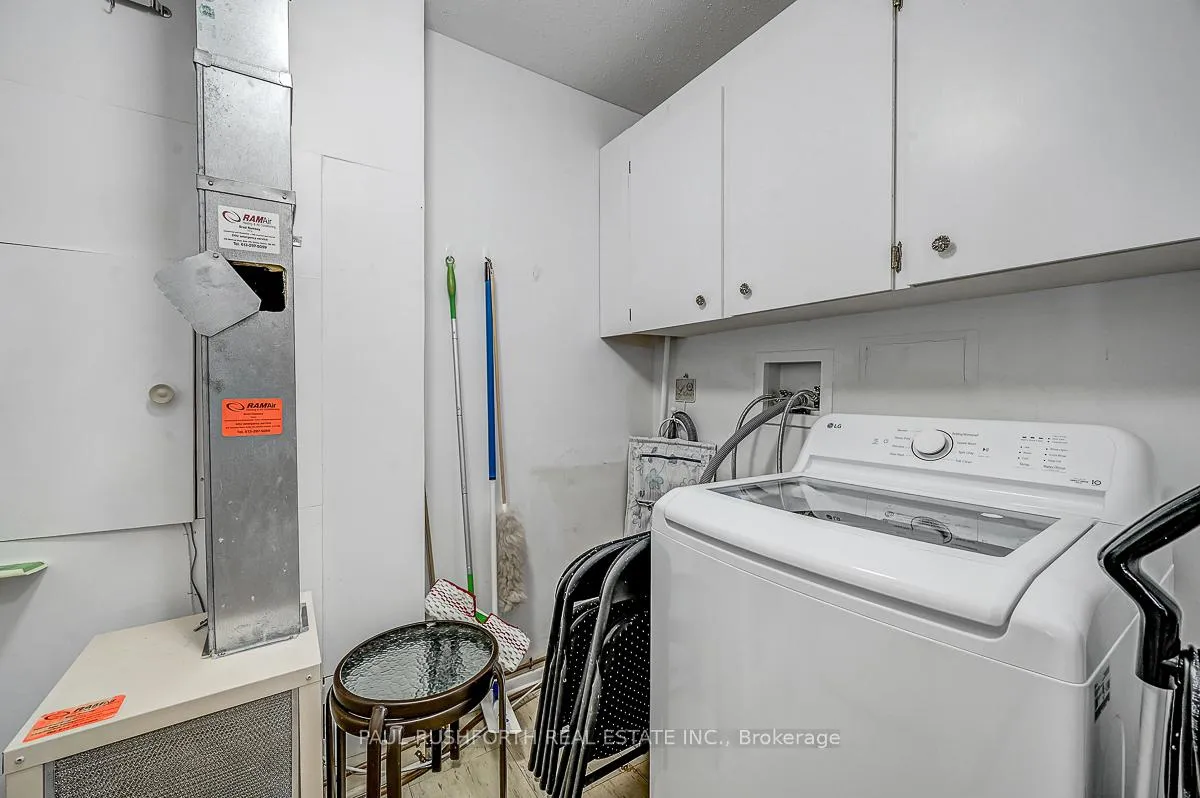 Photo 33 of Unit B, 8 Stonehill Court, Ottawa, Kanata - Bridlewood — HOMEH