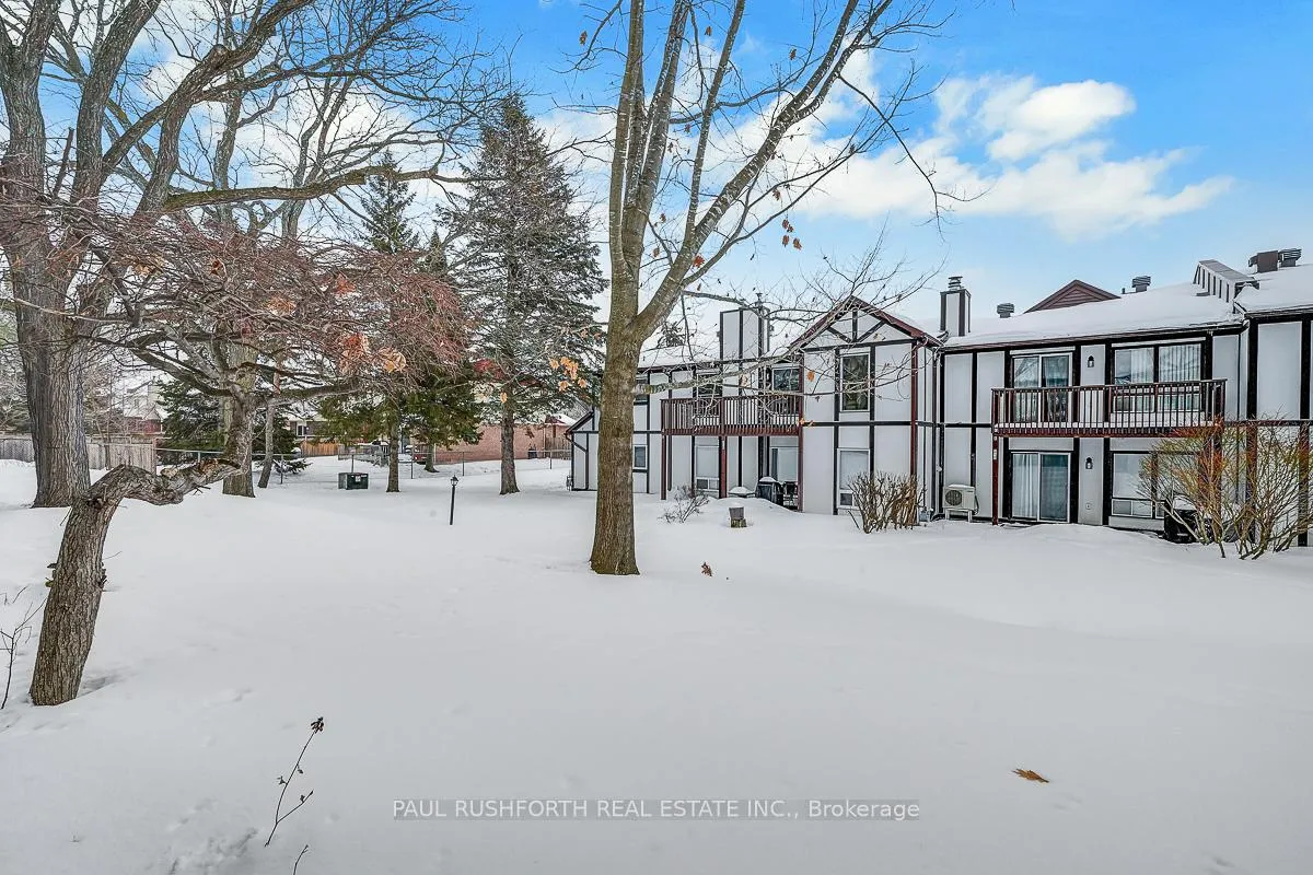 Photo 35 of Unit B, 8 Stonehill Court, Ottawa, Kanata - Bridlewood — HOMEH