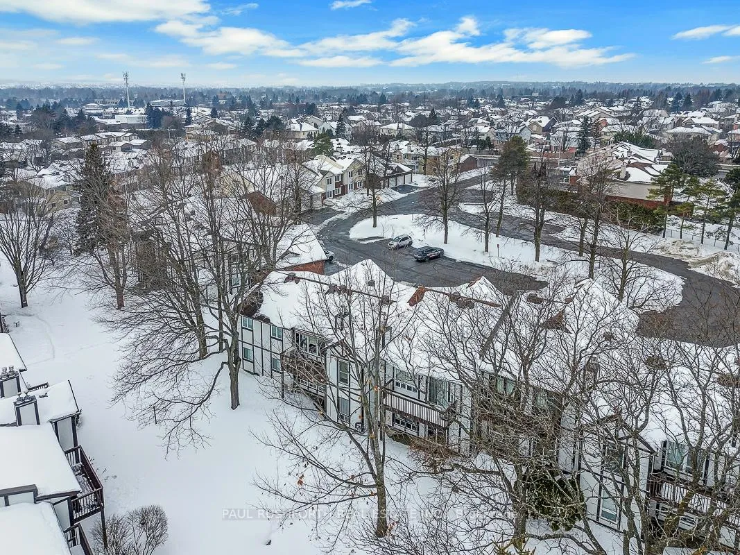 Photo 37 of Unit B, 8 Stonehill Court, Ottawa, Kanata - Bridlewood — HOMEH