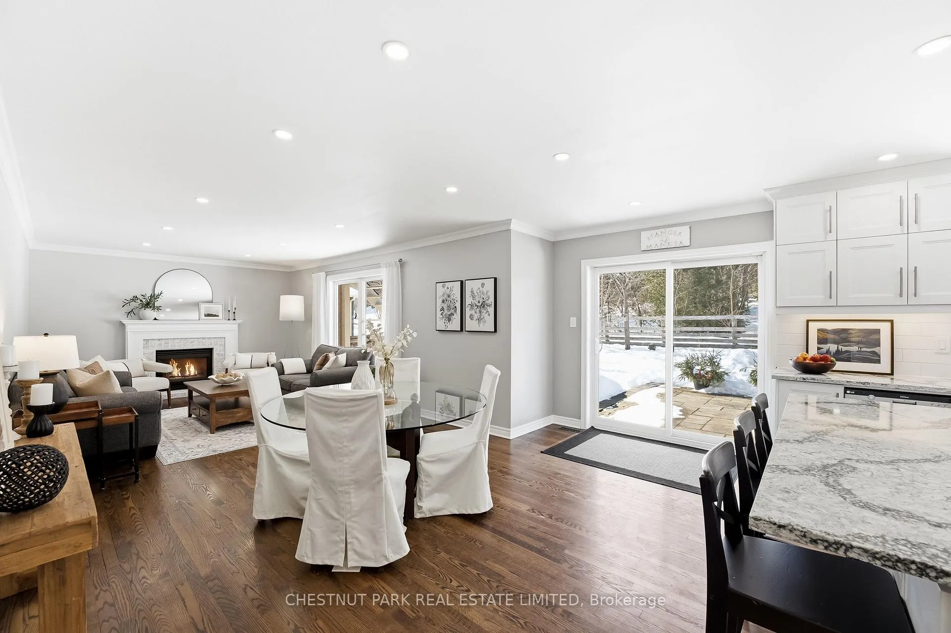 Photo 14 of 4 Galloway Crescent, Uxbridge — HOMEH