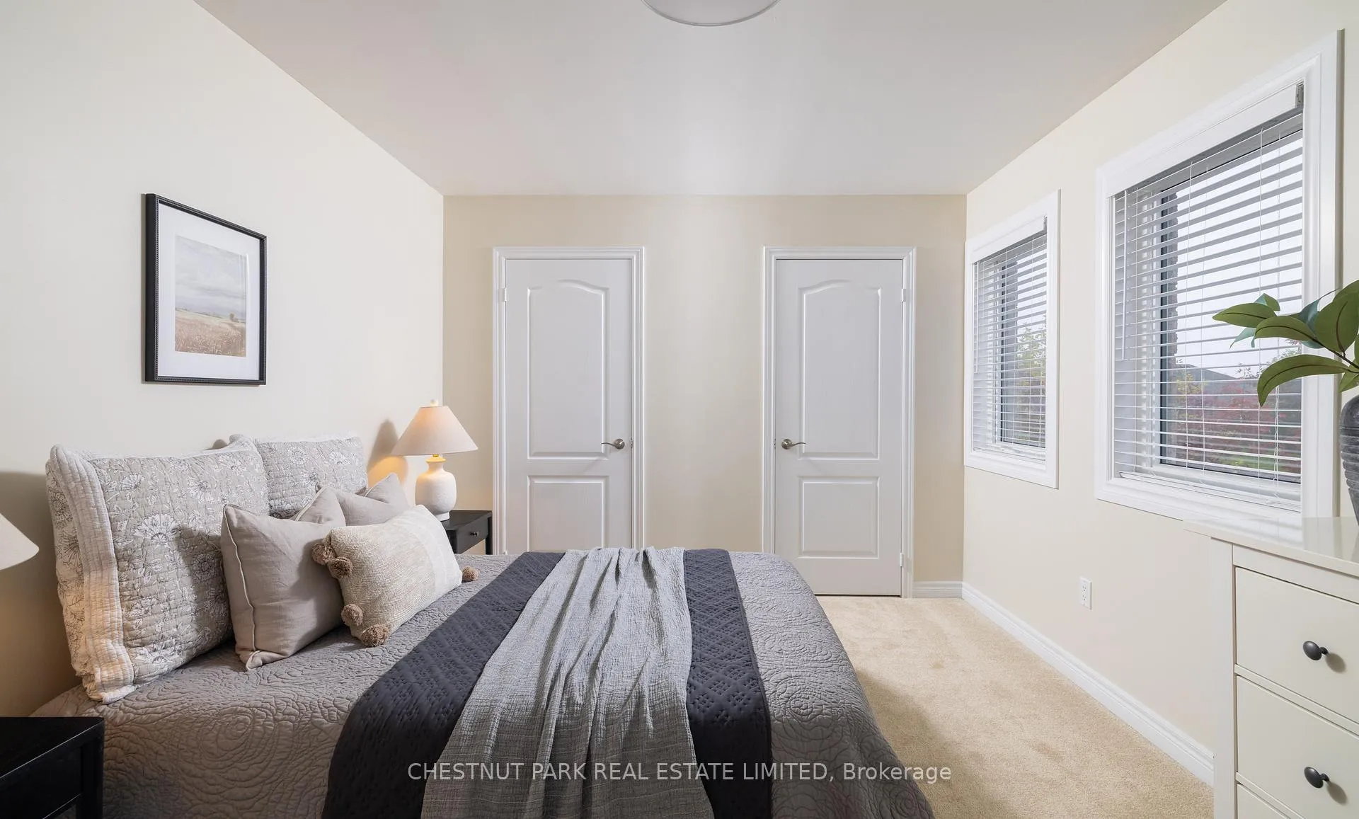 Photo 35 of 4 Galloway Crescent, Uxbridge — HOMEH
