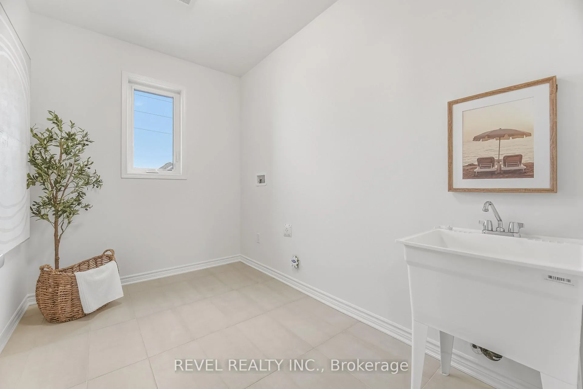 Photo 39 of 1373 Fourth Line, Milton, Bowes — HOMEH