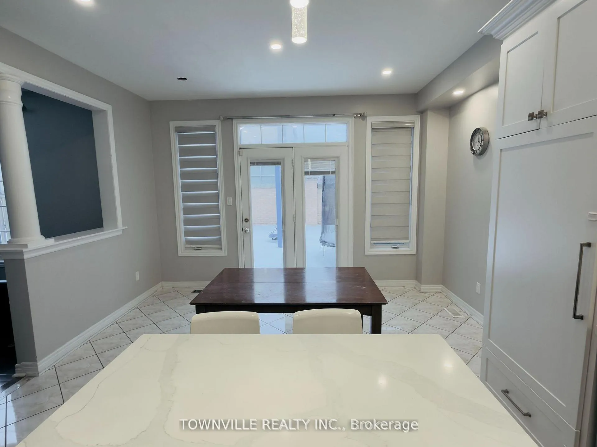 Photo 6 of 26 Messina Avenue, Brampton, Bram West — HOMEH
